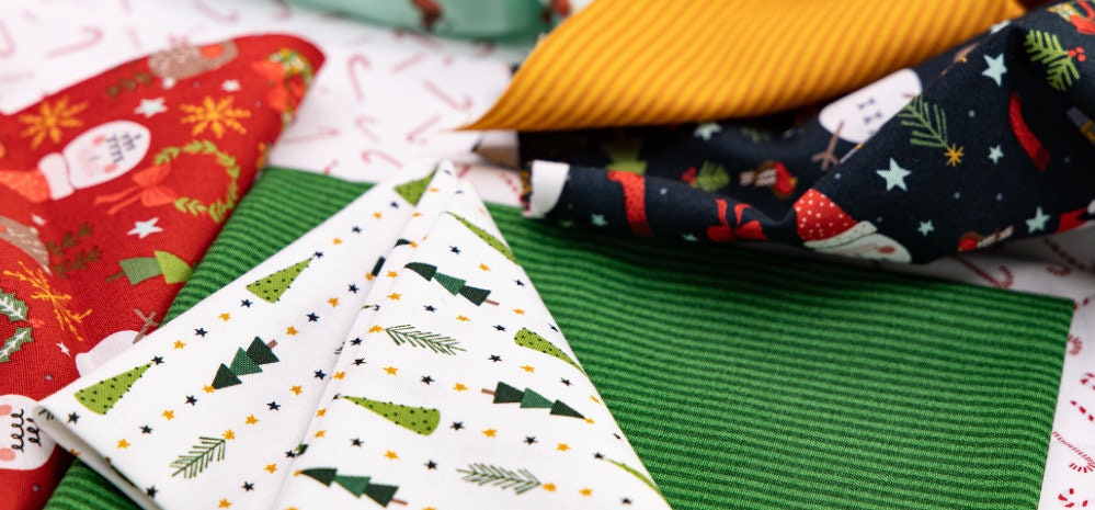 Christmas Lane bundle 19 Fat Quarters - RJR Studios - Holiday stripe - santa - robin - holiday classics - candy cane