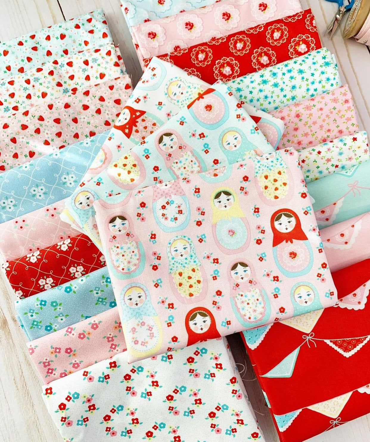 Market day - 21 Fat quarter bundle | Poppie cotton | Amy Jordan | Holiday | in stock - Free US shipping