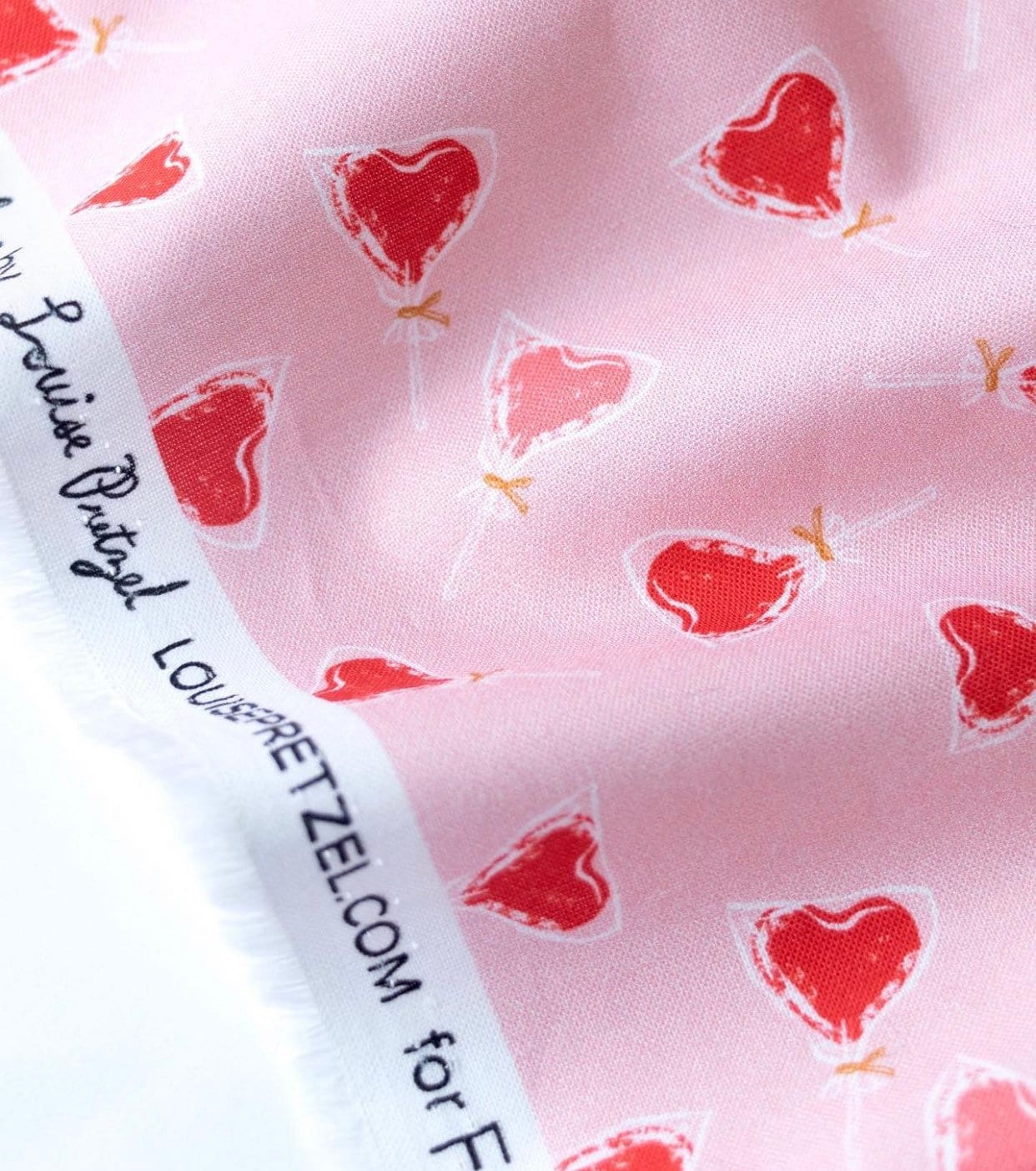 Love in bloom FIGO - Lollipops yardage 90622-20 | in stock | Louise Pretzel | valentine | Red | Pink | Hearts | Roses | Kisses | PINK