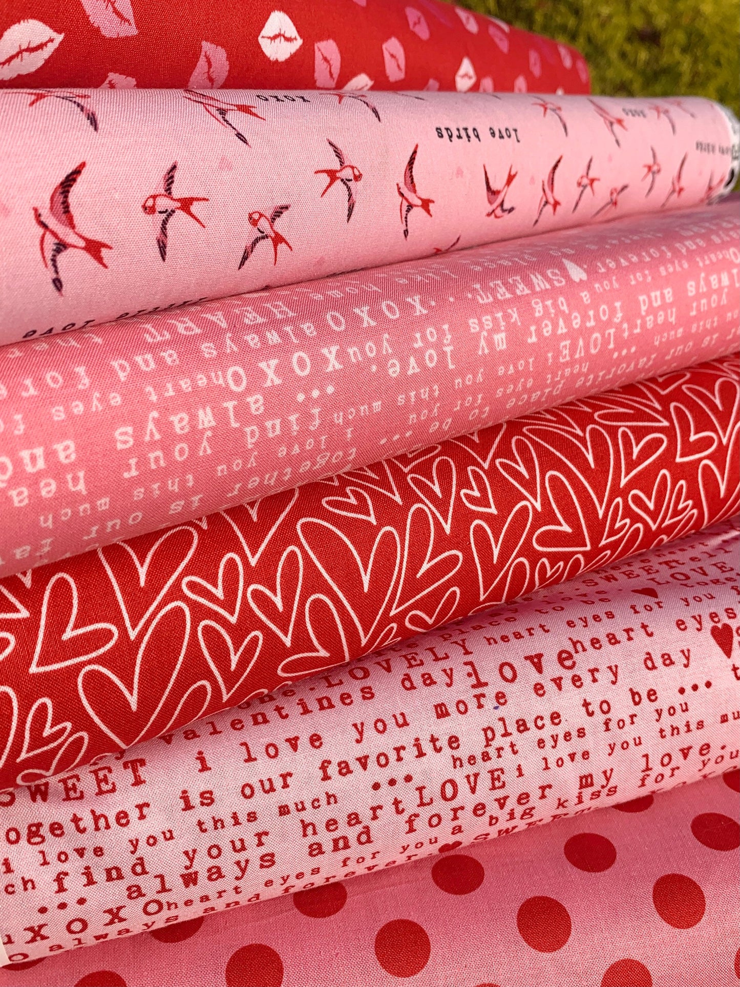 Sending Love | Birds | Ballerina | Riley Blake Designs | C10083 | 100% cotton | design by My Mind’s Eye | Birds with hearts and phrase
