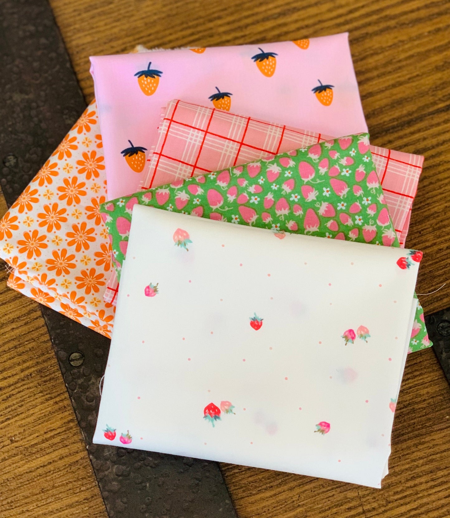 Blue skies and berries - Under the Apple Tree - 14 piece FQ bundle - Strawberry Cotton+Steel - AGF - gingham - Poppie cotton