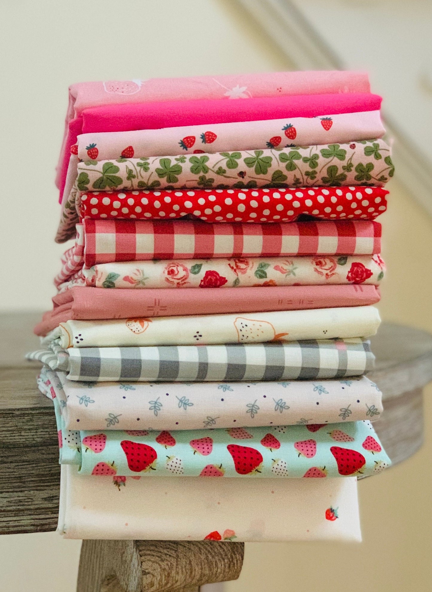 Bloomberry and more - curated bundle - 13 piece FQ or 1/2 yard - Ditsy flowers - Sunday afternoon - Poppie cotton - Lori holt