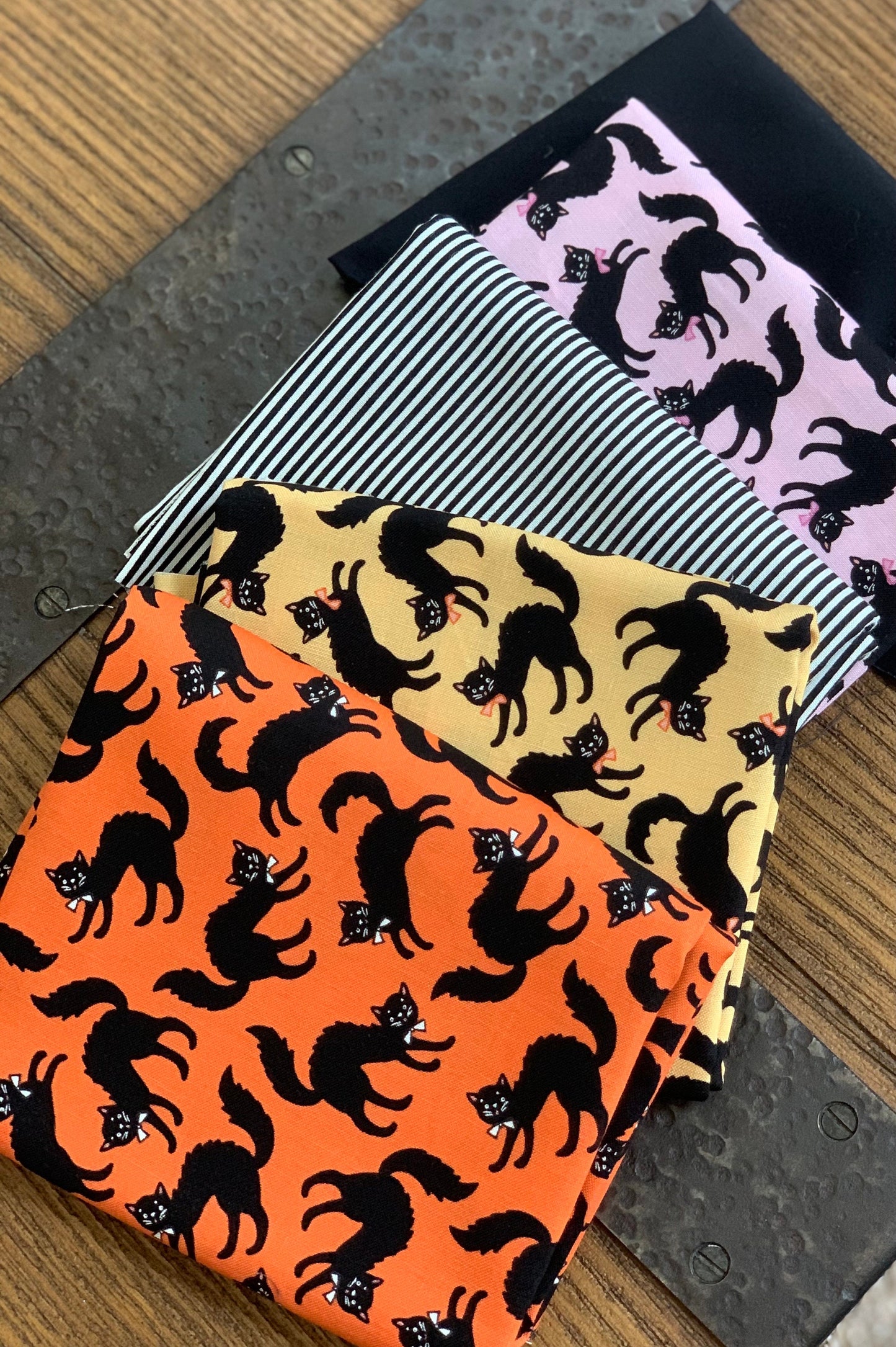 Scaredy cat - Halloween - Poppie cotton | 5 Fat quarters fabrics | sweet tooth | stripe - solid