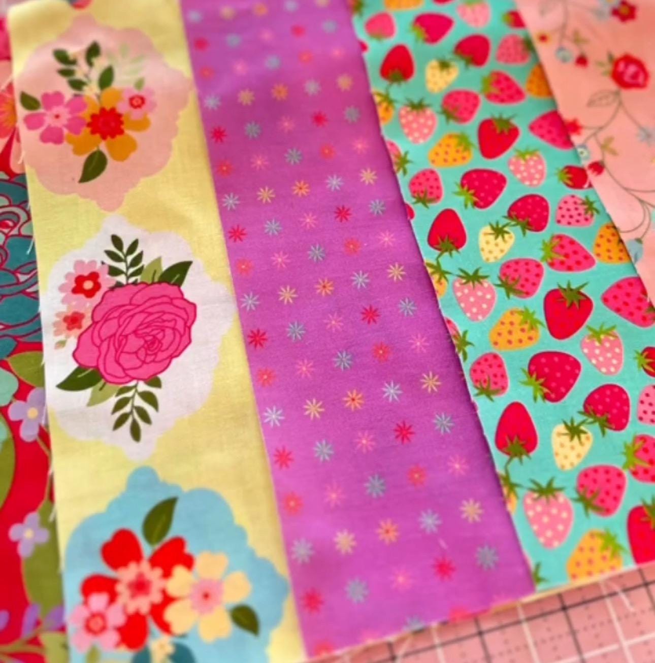Calico Cowgirls - 32 Fat quarter bundle | Poppie cotton | Lori woods | shipping October 2024 - Free US shipping CW24834