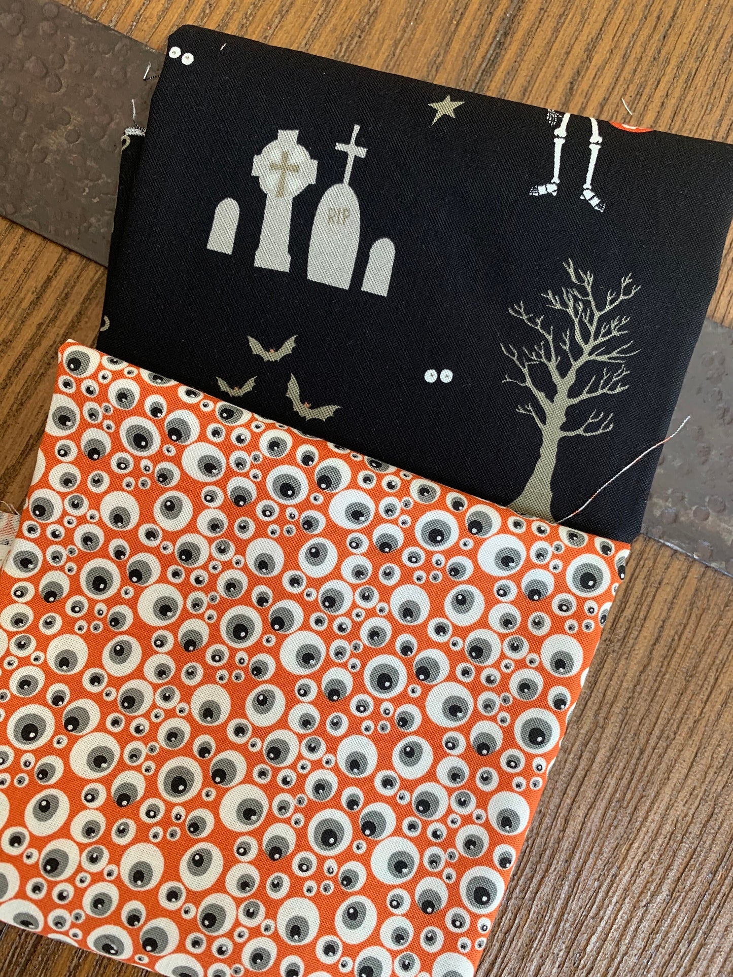 Orange and Black Halloween by color - AGF spooky n sweet - Poppie cotton | 8 Fat quarters fabrics | sweet tooth | spooky witchy