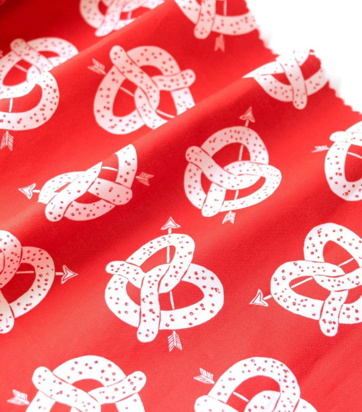 Love in bloom FIGO - Lollipops yardage 90622-20 | in stock | Louise Pretzel | valentine | Red | Pink | Hearts | Roses | Kisses | PINK