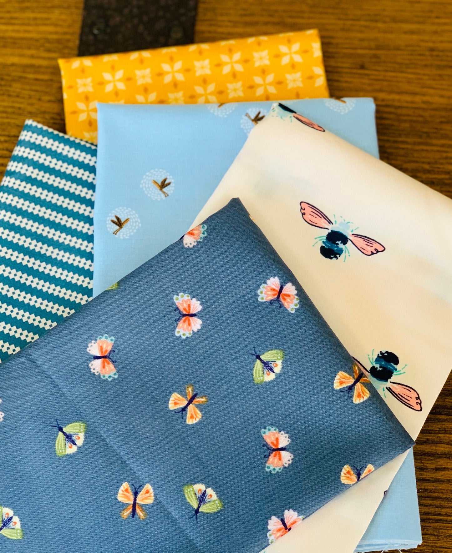 Blue skies and berries - Under the Apple Tree - 14 piece FQ bundle - Strawberry Cotton+Steel - AGF - gingham - Poppie cotton