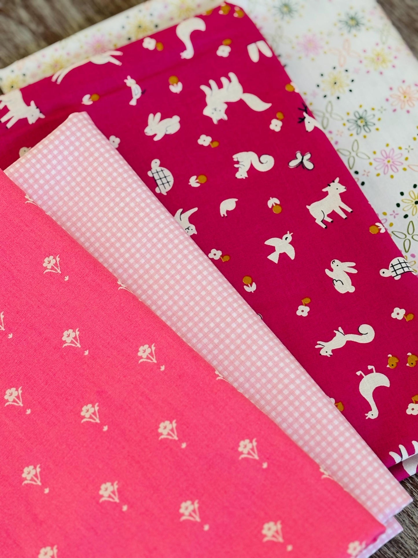 My favorite backyard - 24 piece FQ bundle - Strawberry marigold | AGF - plaid - gingham - Poppie cotton - Pure solids agf home sweet home