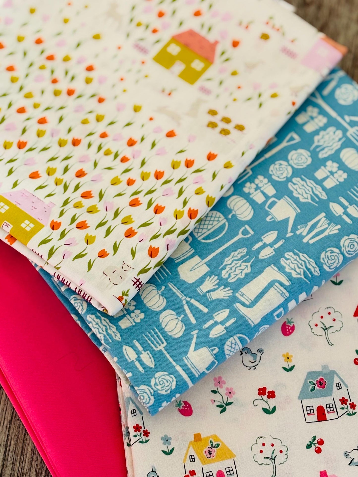 My favorite backyard - 24 piece FQ bundle - Strawberry marigold | AGF - plaid - gingham - Poppie cotton - Pure solids agf home sweet home