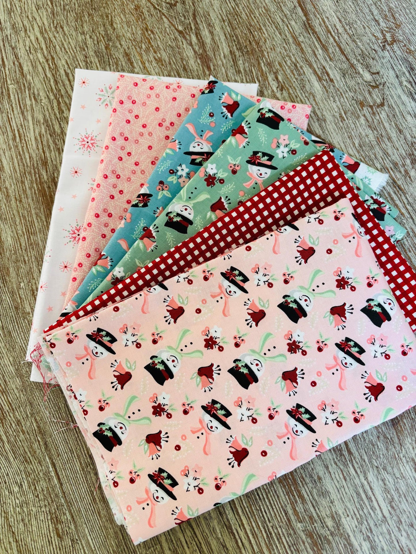 Frost and flurry Mini bundle #5 + blenders 6 FQ / 1/2 yards| Poppie cotton | Sheri McCulley | vintage | in stock - holiday christmas