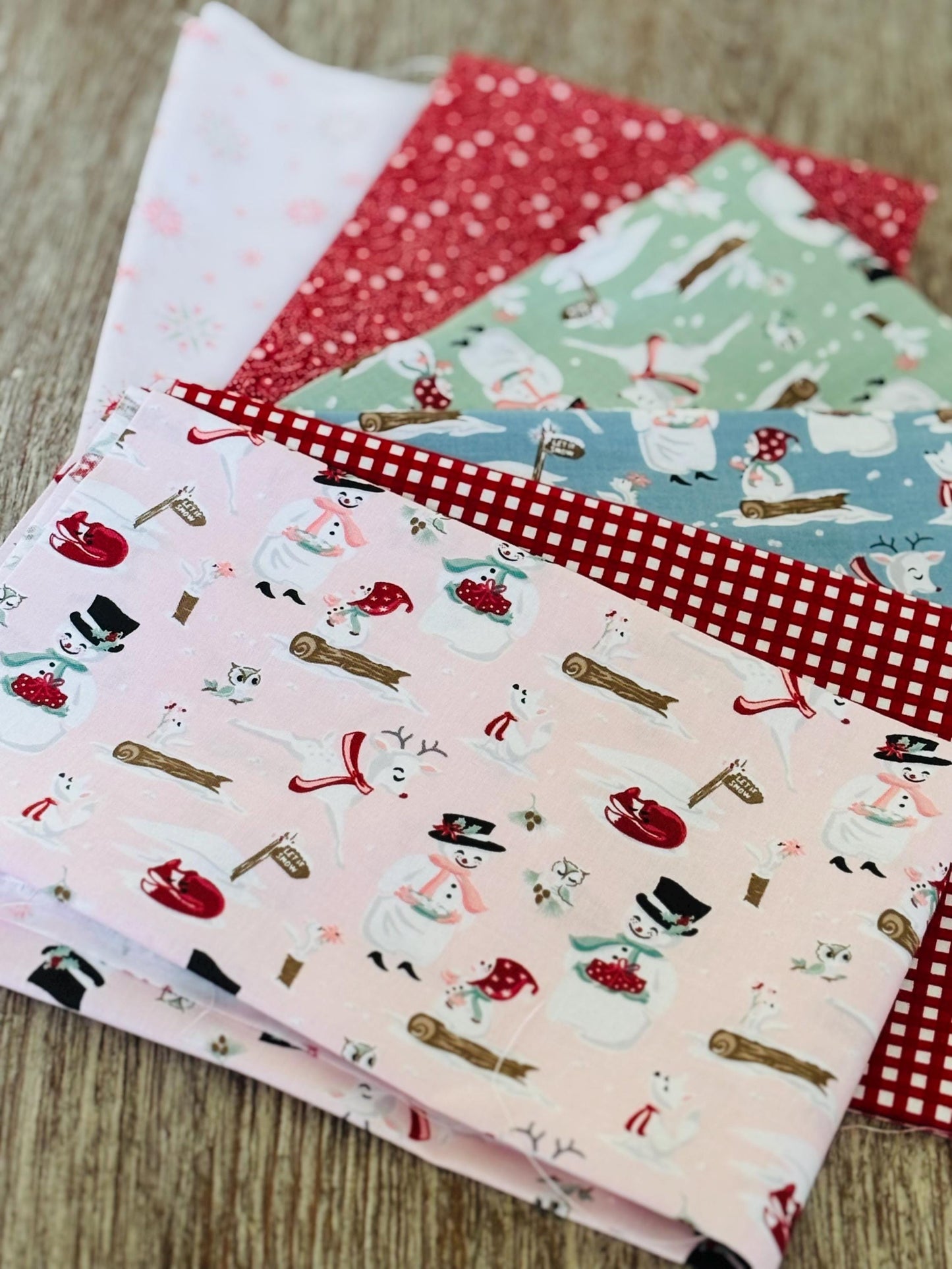 Frost and flurry Mini bundle #1 + blenders 6 FQ / 1/2 yards| Poppie cotton | Sheri McCulley | vintage | in stock - holiday christmas