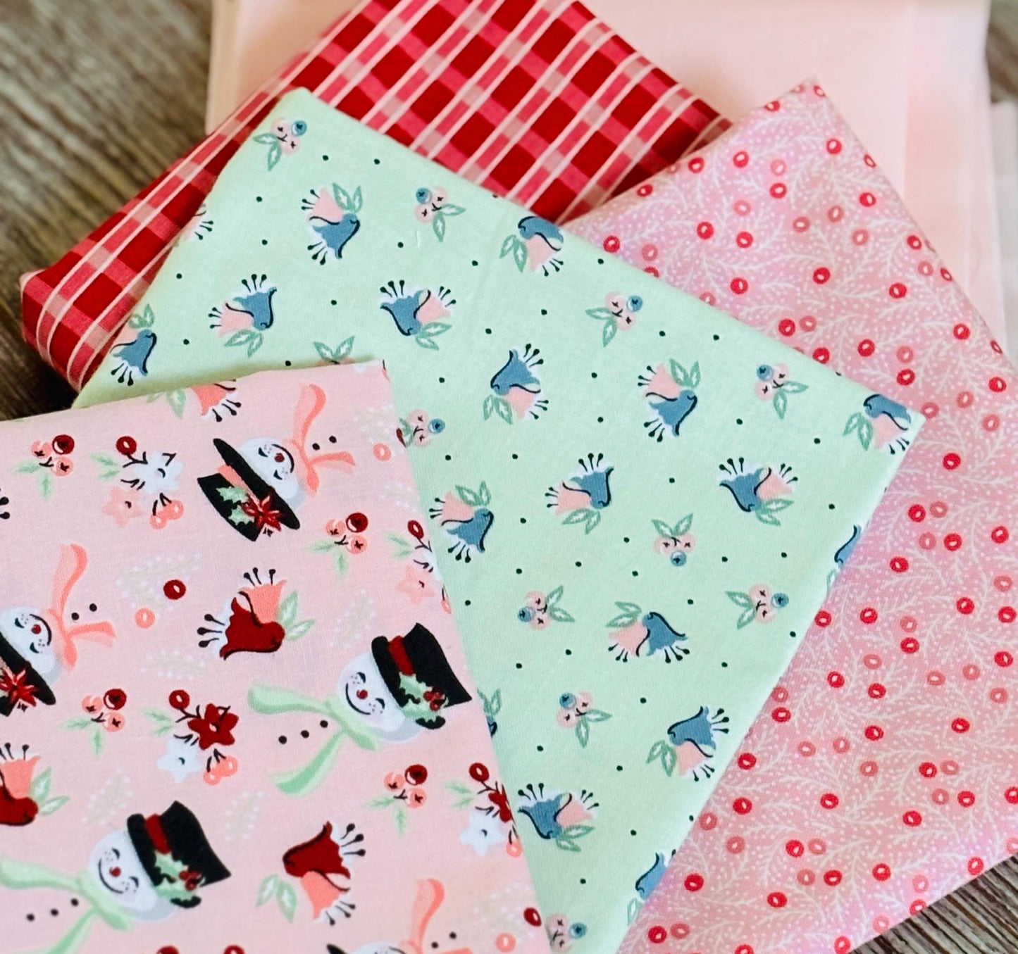 Frost and flurry Mini bundle #2 + blenders 5 FQ / 1/2 yards| Poppie cotton | Sheri McCulley | vintage | in stock - holiday christmas