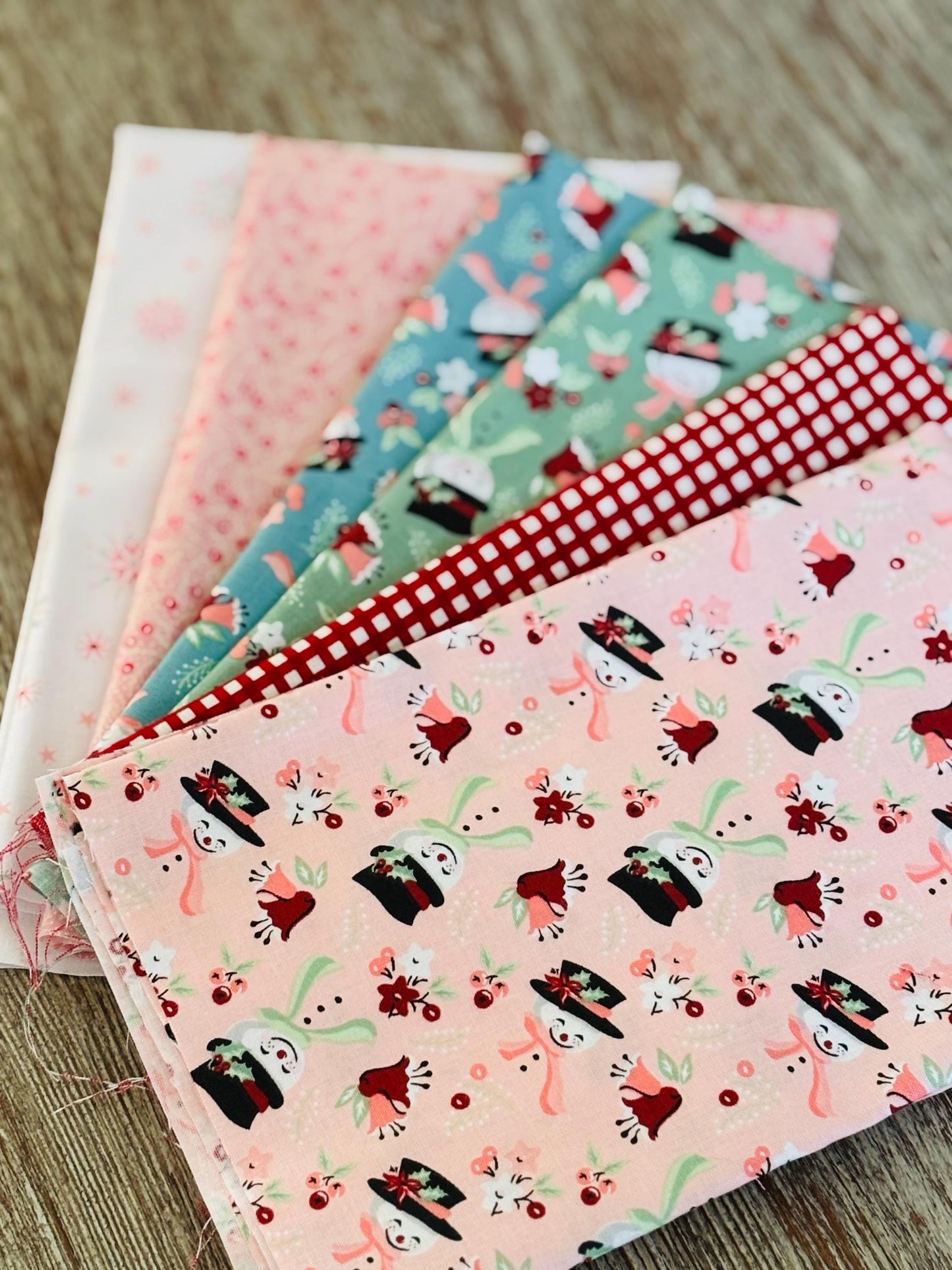 Frost and flurry Mini bundle #5 + blenders 6 FQ / 1/2 yards| Poppie cotton | Sheri McCulley | vintage | in stock - holiday christmas