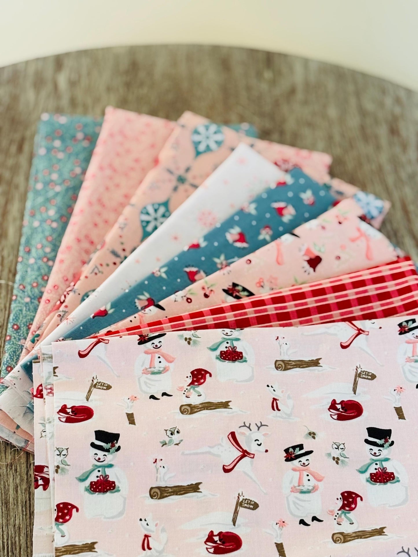 Frost and flurry Mini bundle #6 + blenders 8 FQ / 1/2 yards| Poppie cotton | Sheri McCulley | vintage | in stock - holiday christmas