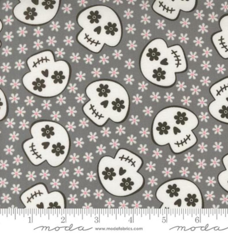 Fab Boo Lous shadow 22483 22 Moda | In stock - Me and My Sister Designs - fall - autumn Halloween