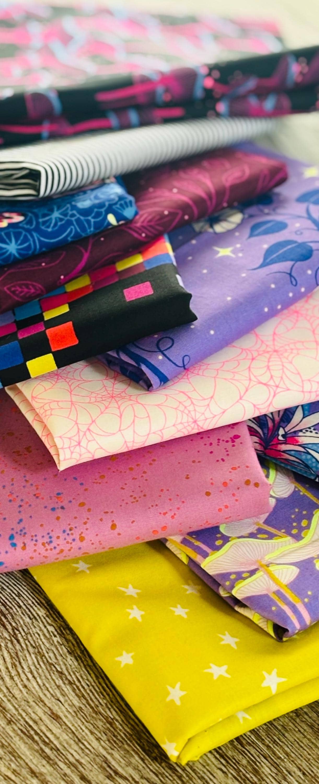 Glow garden and more Halloween 12 fat quarter OR 1/2 yd bundle - AGF - Sarah Watts - pure solids sweet n spooky - starry