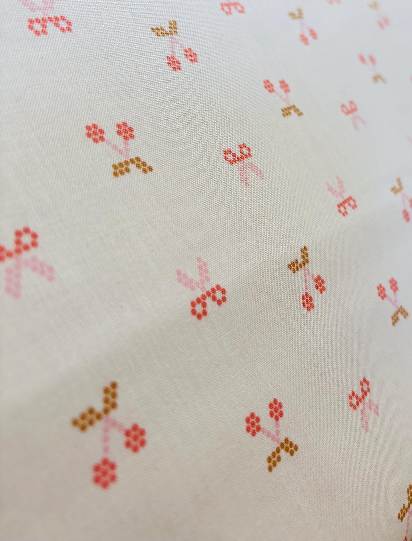 Sunsetridge by Minki Kim | C15733 | Fast shipping | summer vintage RBD Scissors blush
