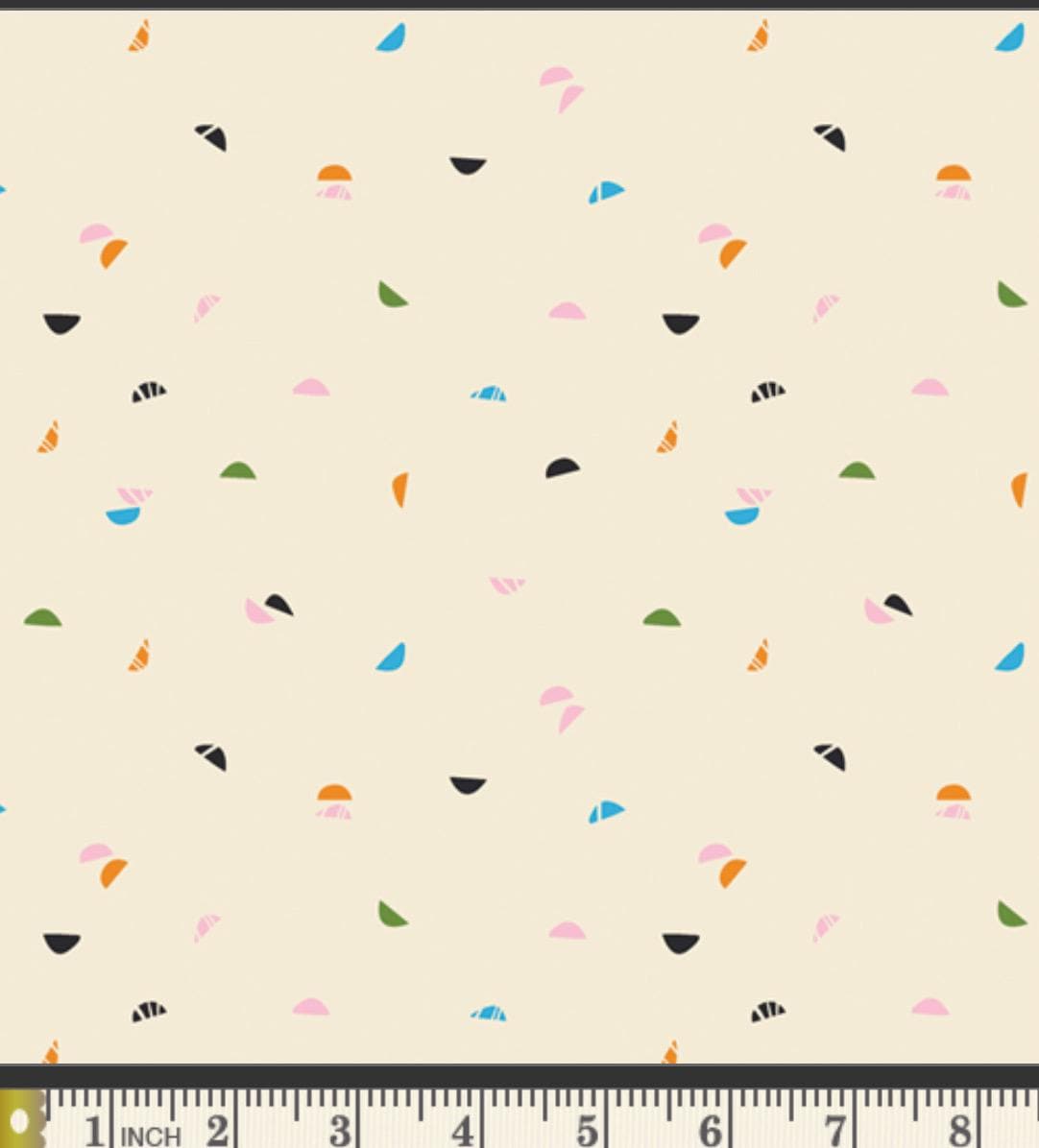 The Cur8tor - in stock - Color Crescents Modernista CUR8MO304 | abstract | AGF