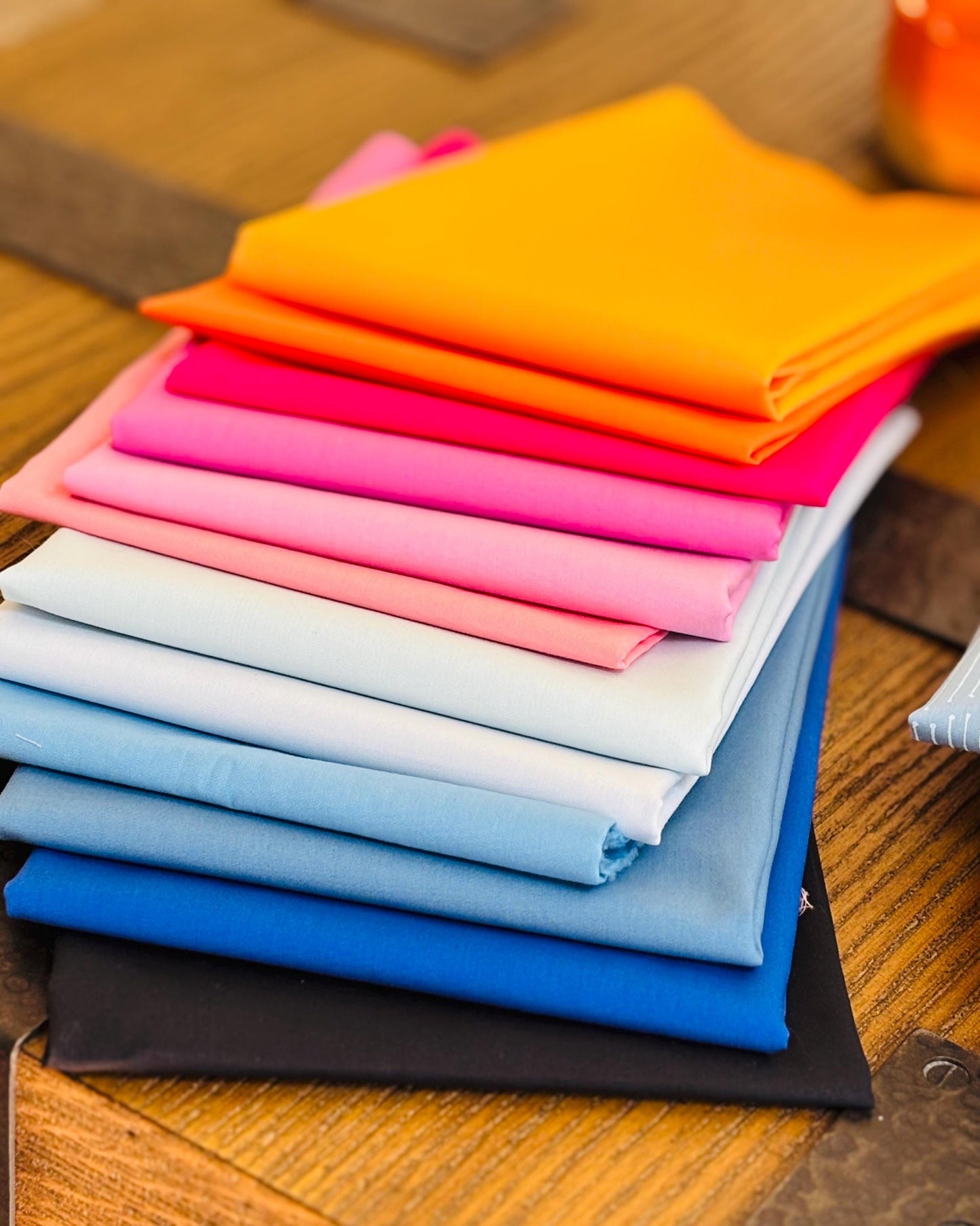 The Cu8tor - Modernista AGF blenders | Fat quarters bundles 12 fabrics | Fast shipping | Pure solids | brights