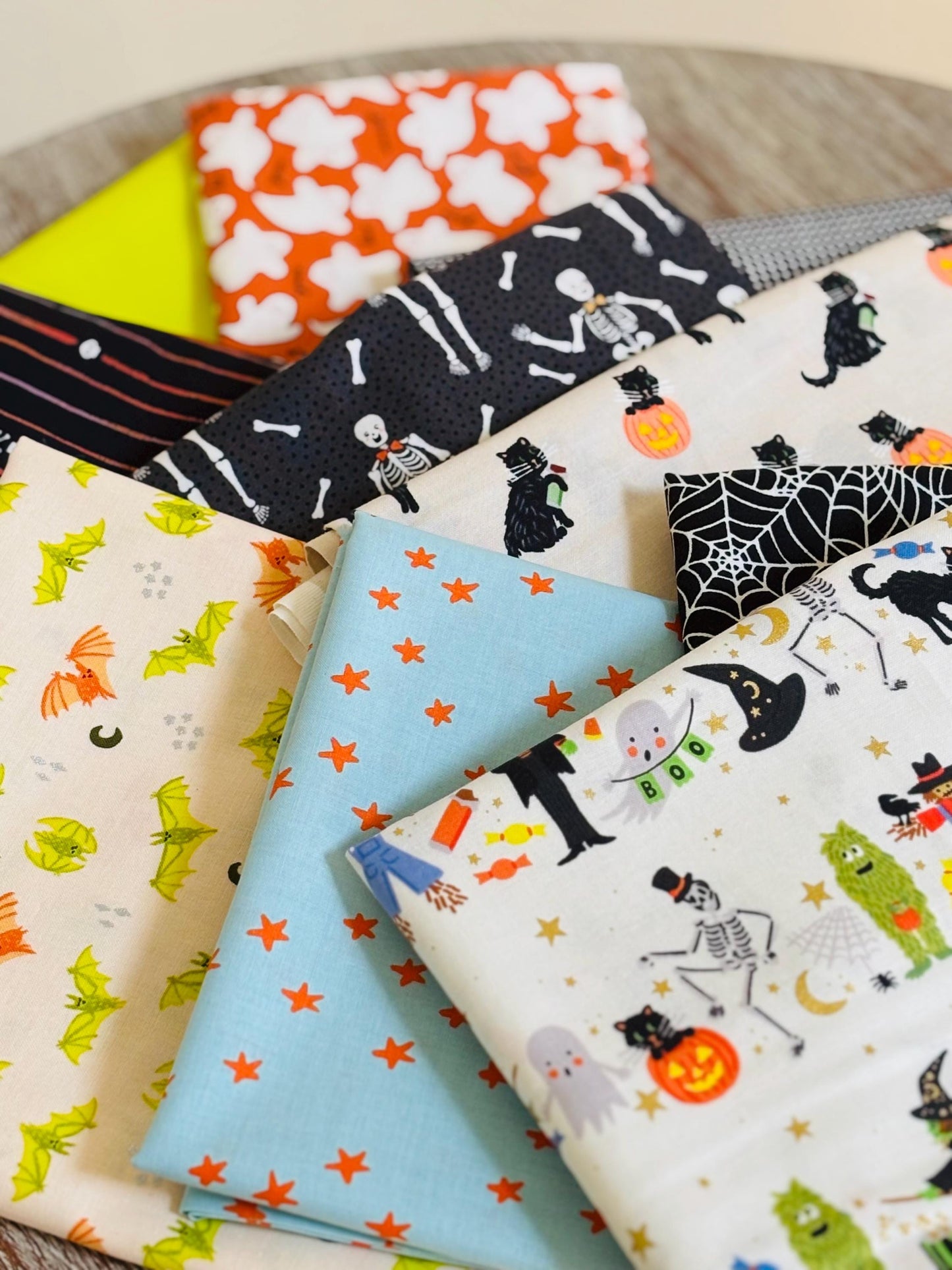 Halloween parade 11 fat quarter OR 1/2 yd bundle - skeleton - pumpkin - RJR pure solids sweet n spooky ghost V.2