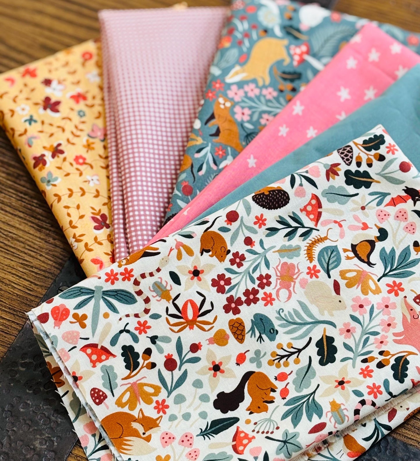 Acorn Hollow mini bundle with blenders 6 Fat quarters In stock - BasicGrey - fall - autumn - starry micro gingham