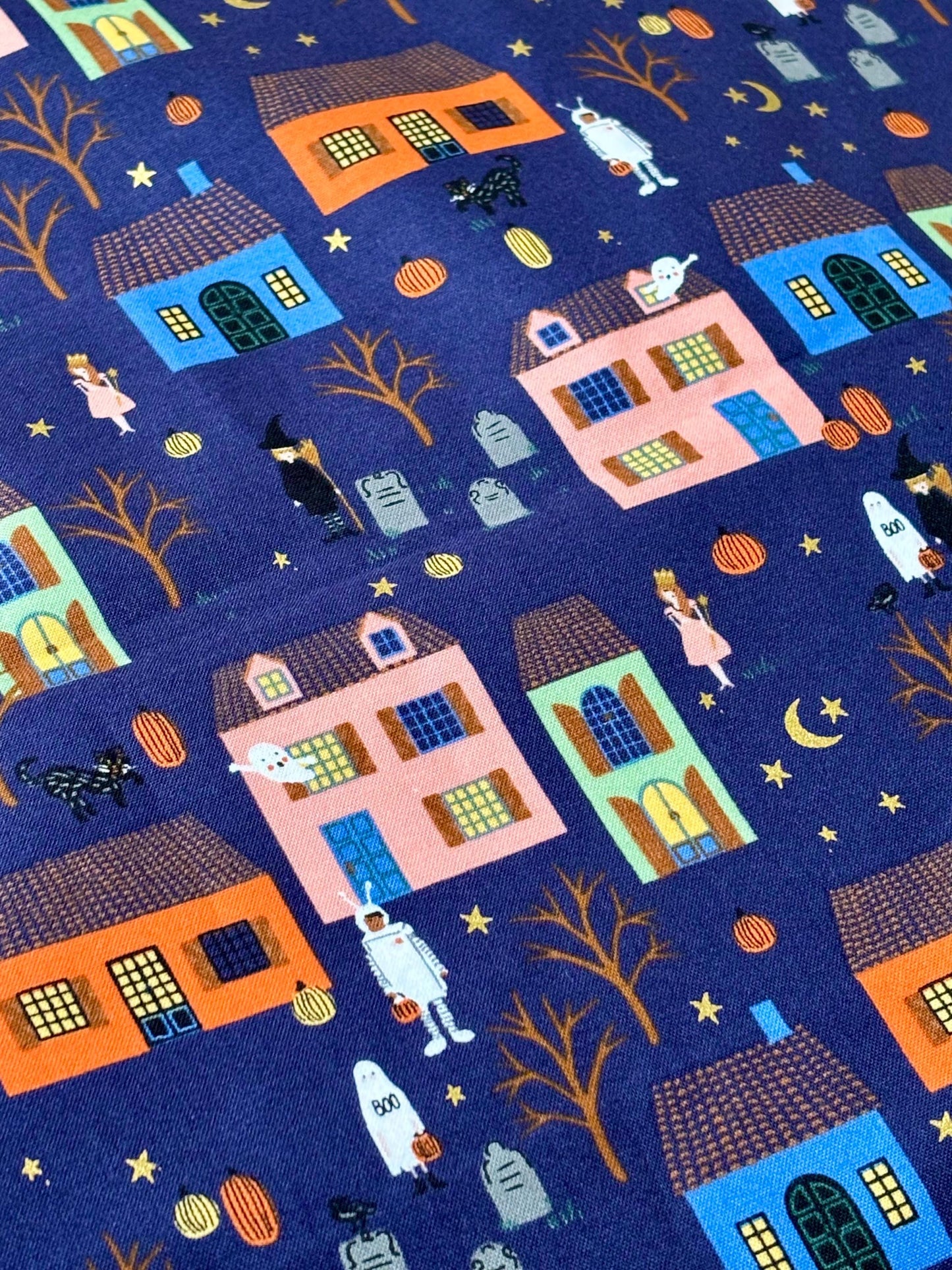Witches house night 8 fat quarter - skeleton - pumpkin - RJR pure solids sweet n spooky ghost halloween parade