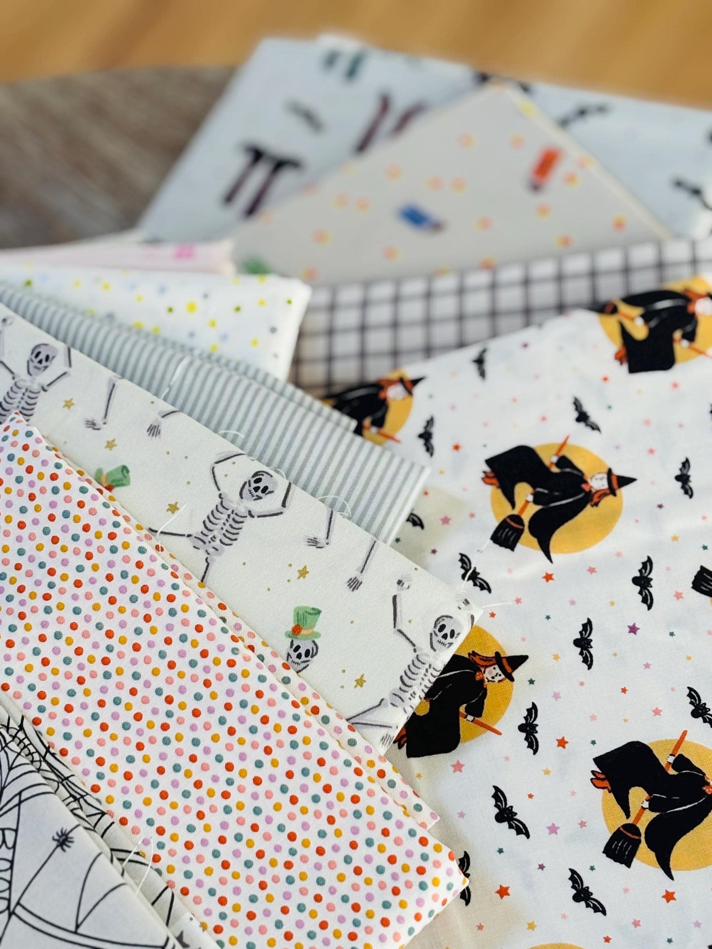Faintly spooky 11 fat quarter Low volume - skeleton - pumpkin - RJR pure solids sweet n spooky ghost Part 2