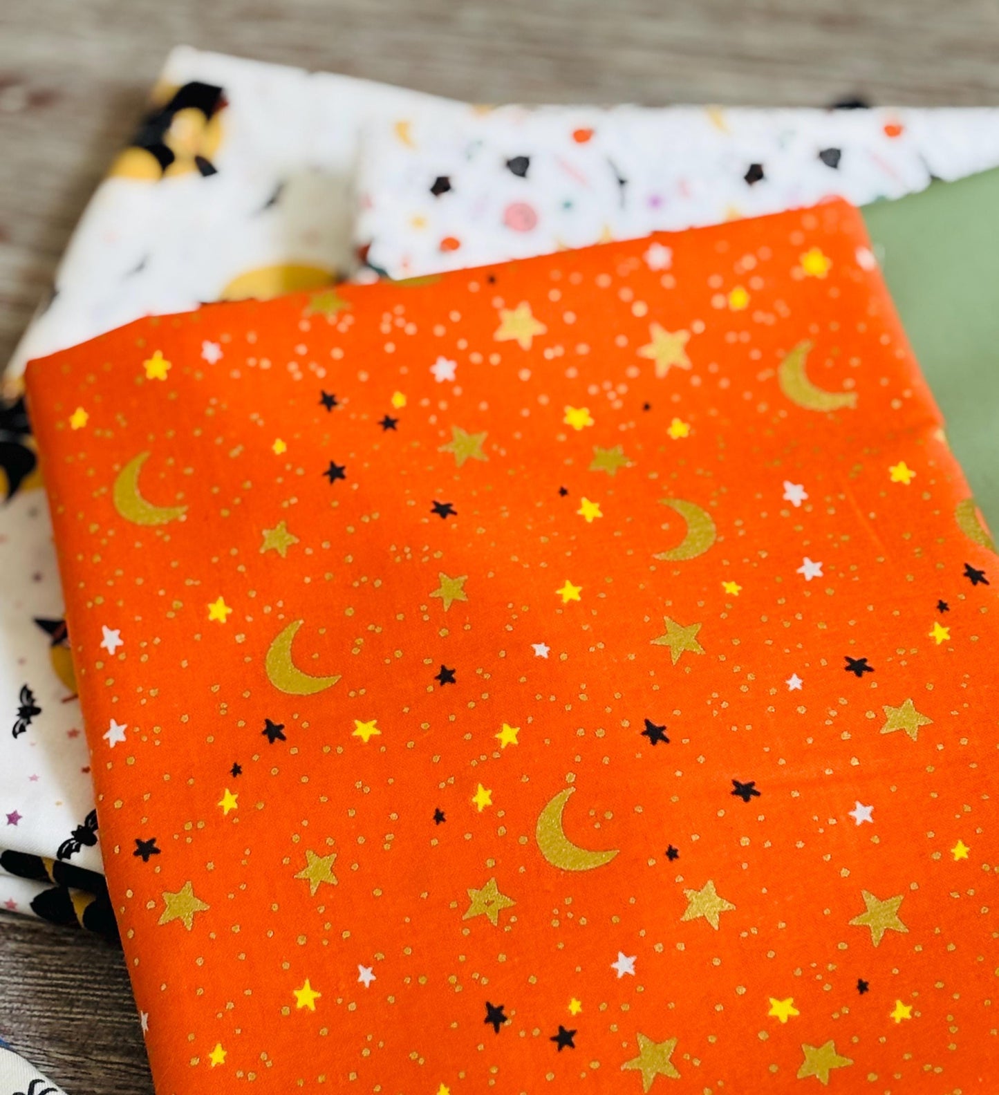 Witches house day 11 fat quarter Metallic - skeleton - pumpkin - RJR pure solids sweet n spooky ghost cobweb halloween Rifle paper co