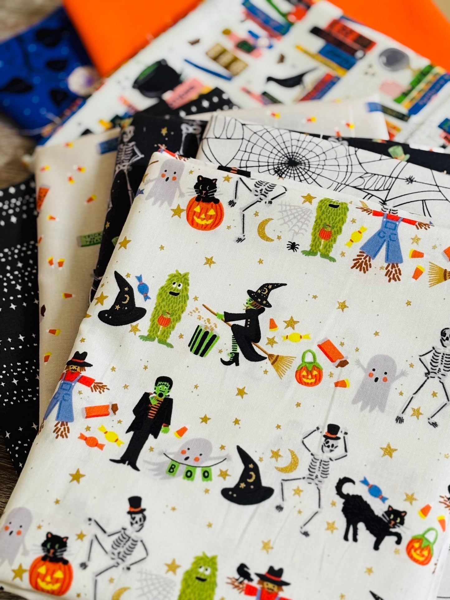Too cute to spook - Bookish 8 fat quarter - skeleton - pumpkin - RJR pure solids sweet n spooky ghost halloween parade Spellbound