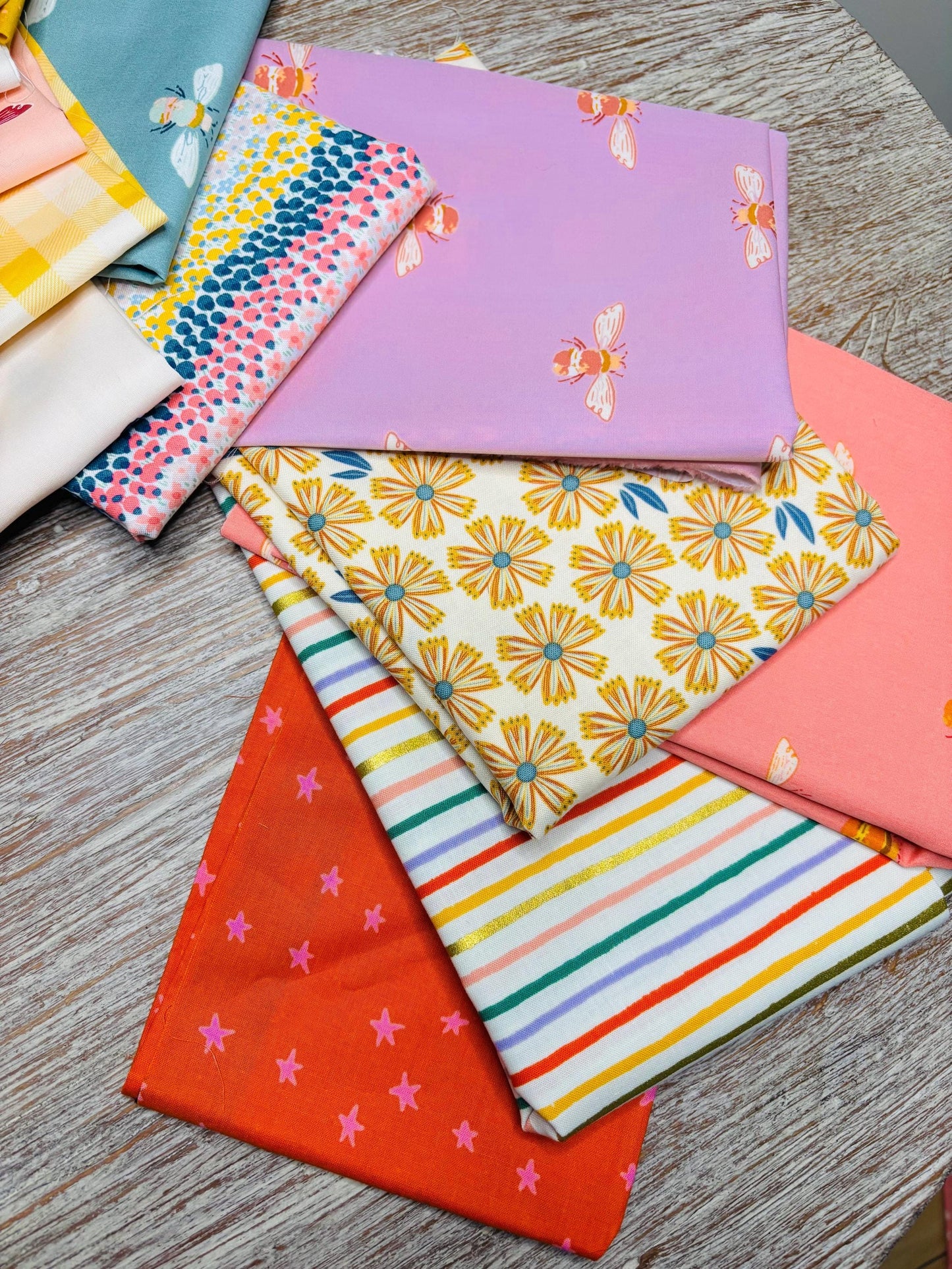 Spring arrival 13 fat quarter # 1 - Bumble AGF poppie cotton Starry ruby star