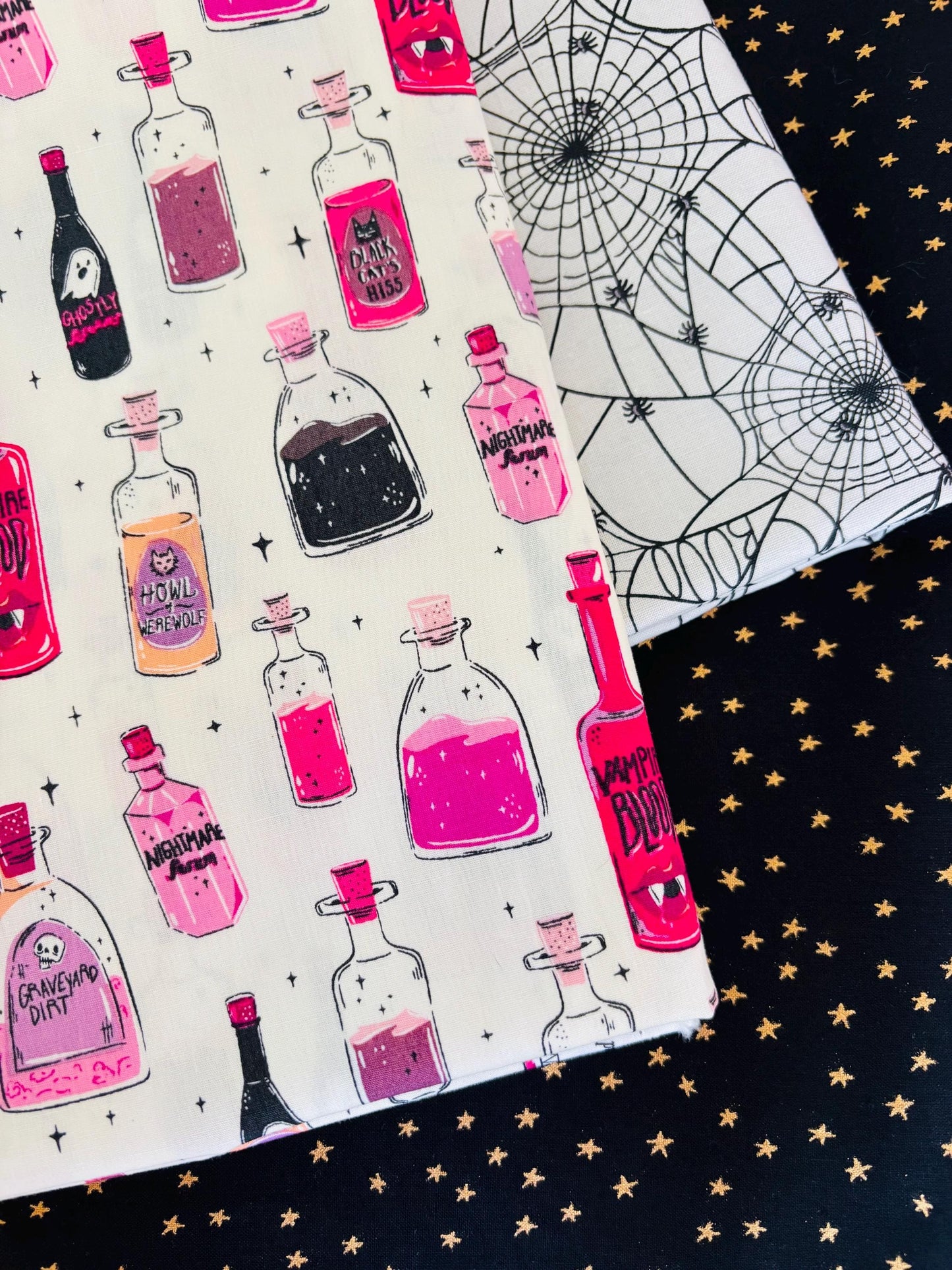 Halloween the lighter side - 10 fat quarter bundle - halloween