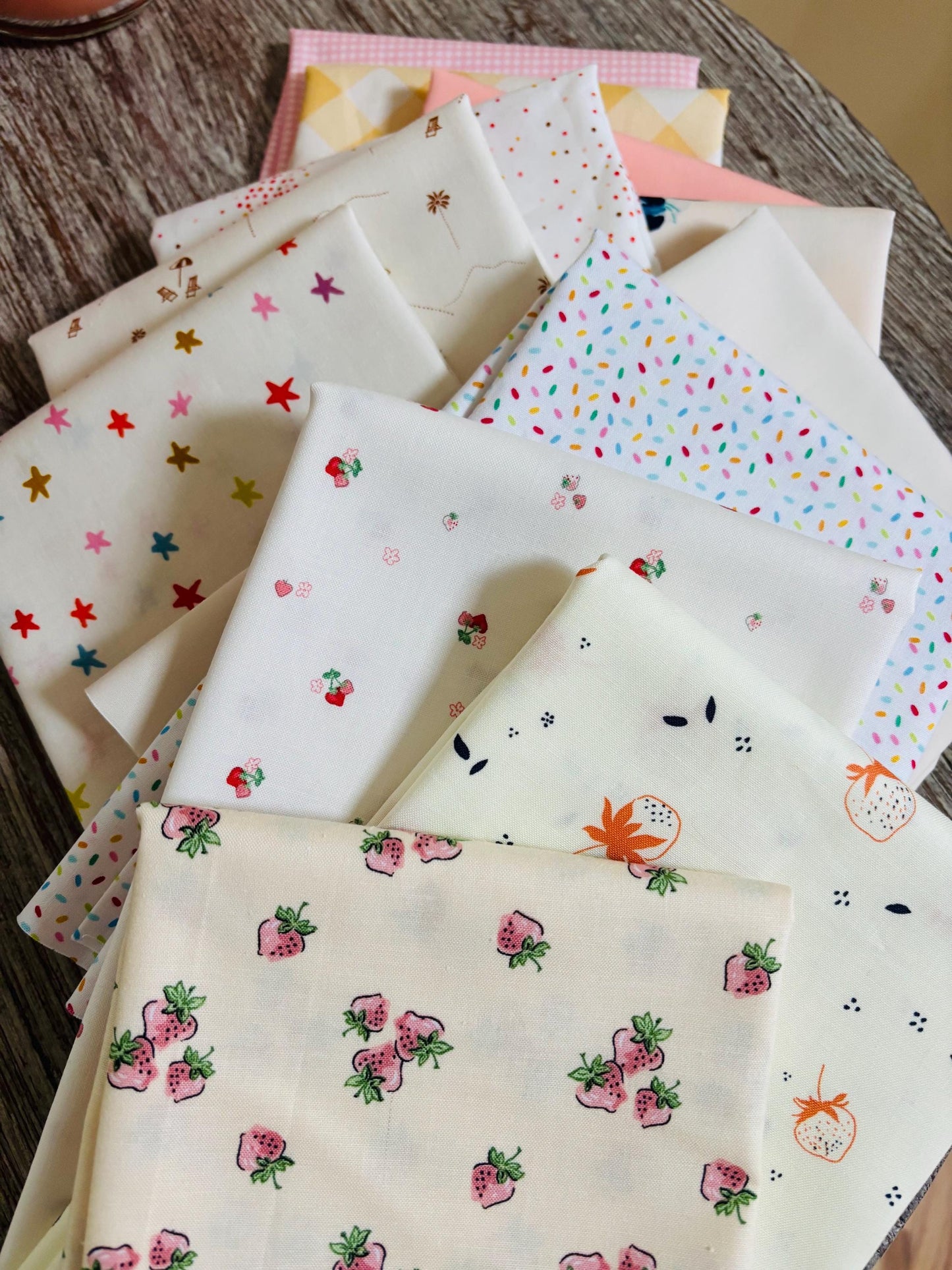 Vanilla blush low volume summer - 12 fat quarter bundle