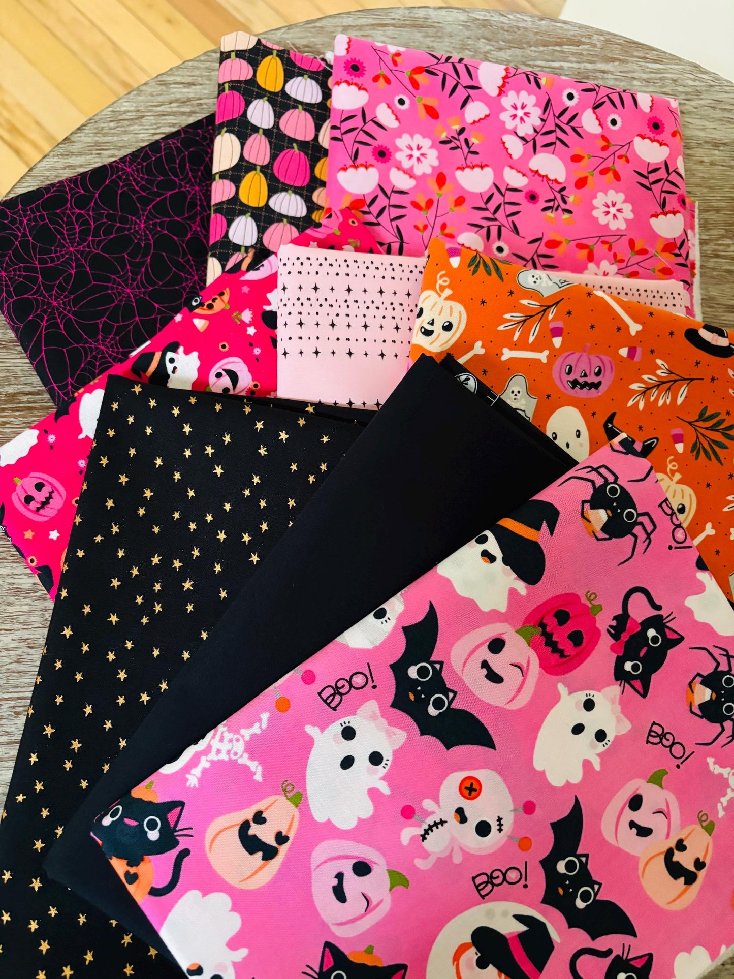 Return of pink halloween part 5 - 9 fat quarter bundle - Not scary