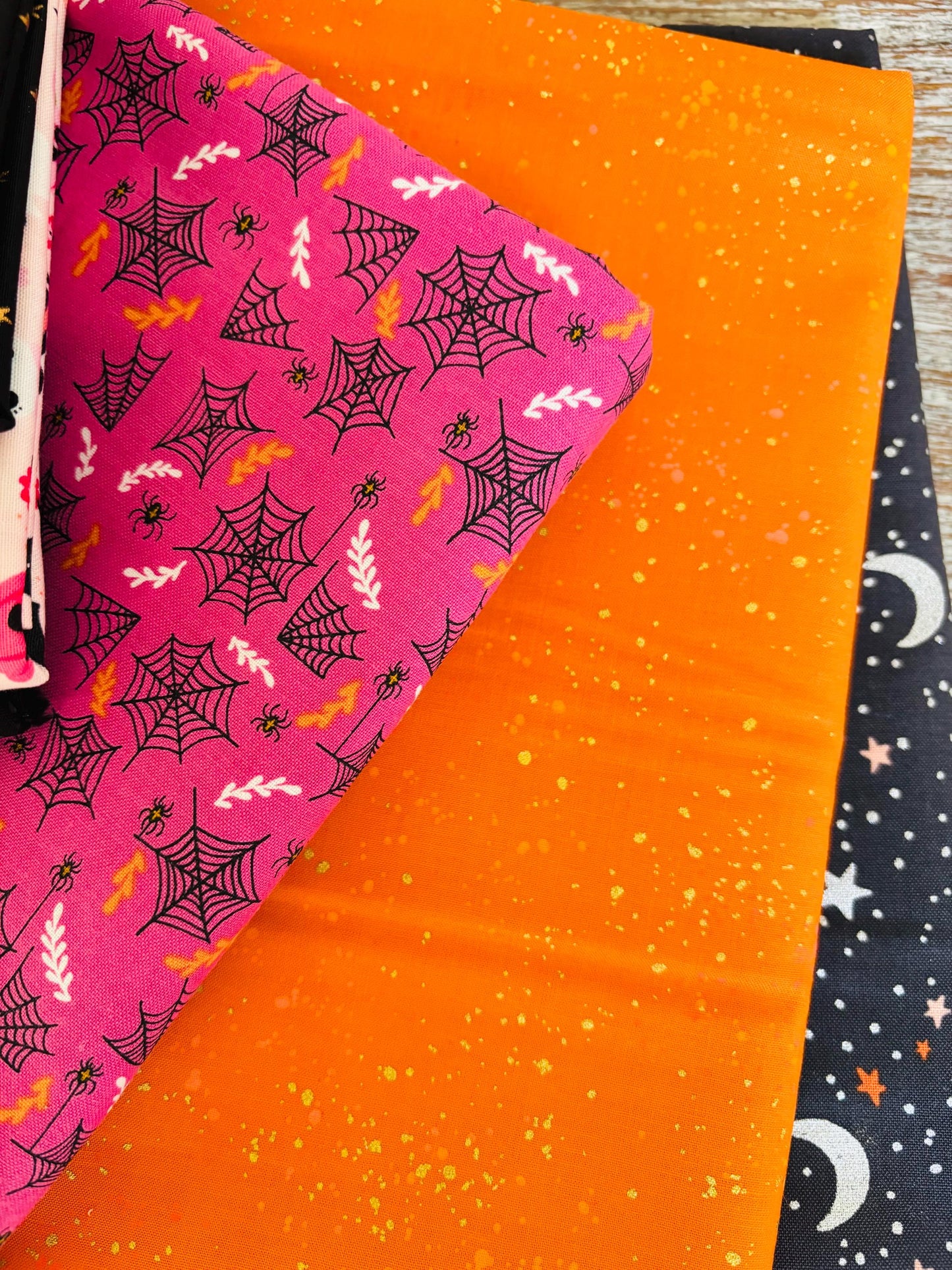 Halloween the darker side # 2 - 10 fat quarter bundle - halloween
