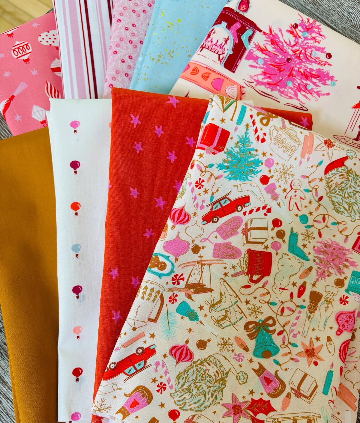 Return of pink Christmas part 12 - 9 fat quarter bundle - christmas in color starry speckled RSS AGF Poppie