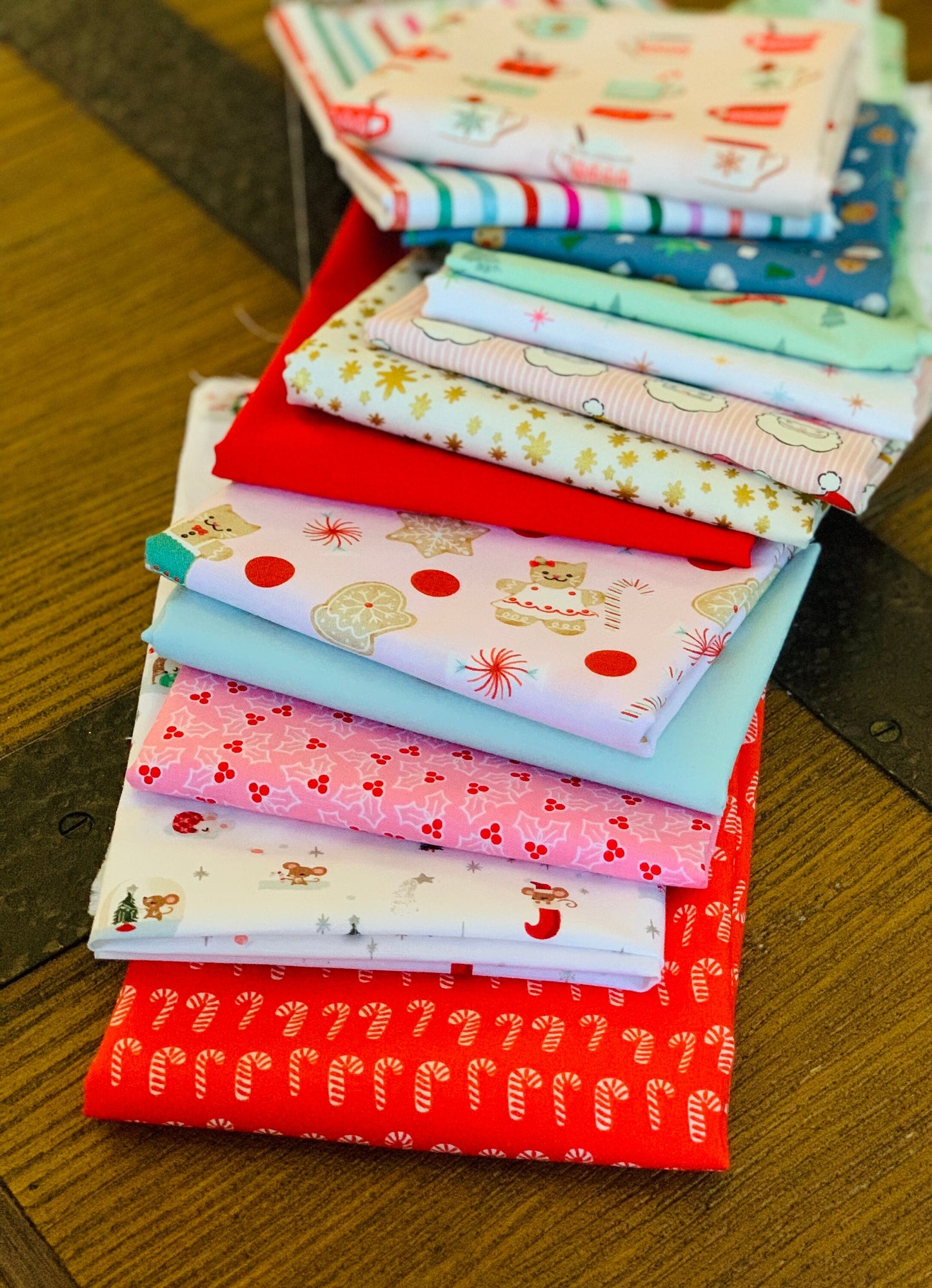 Holiday cuties - curated bundle - 13 piece FQ or 1/2 yard - AGF - oh what fun - Poppie cotton - lori holt - christmas in the cabin