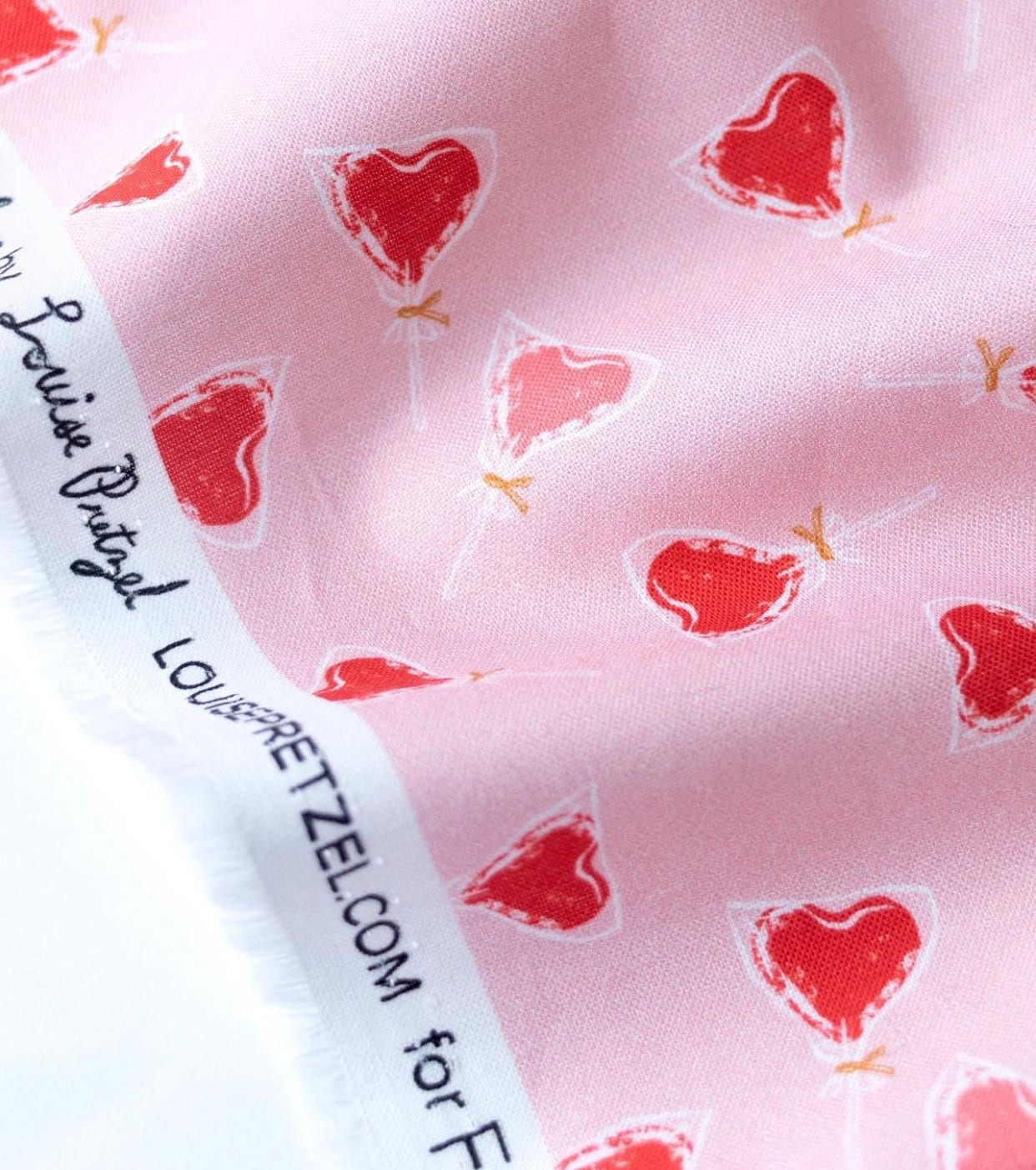 Love in bloom  FIGO -  Lollipops yardage 90622-20 | in stock | Louise Pretzel | valentine | Red | Pink | Hearts | Roses | Kisses | PINK