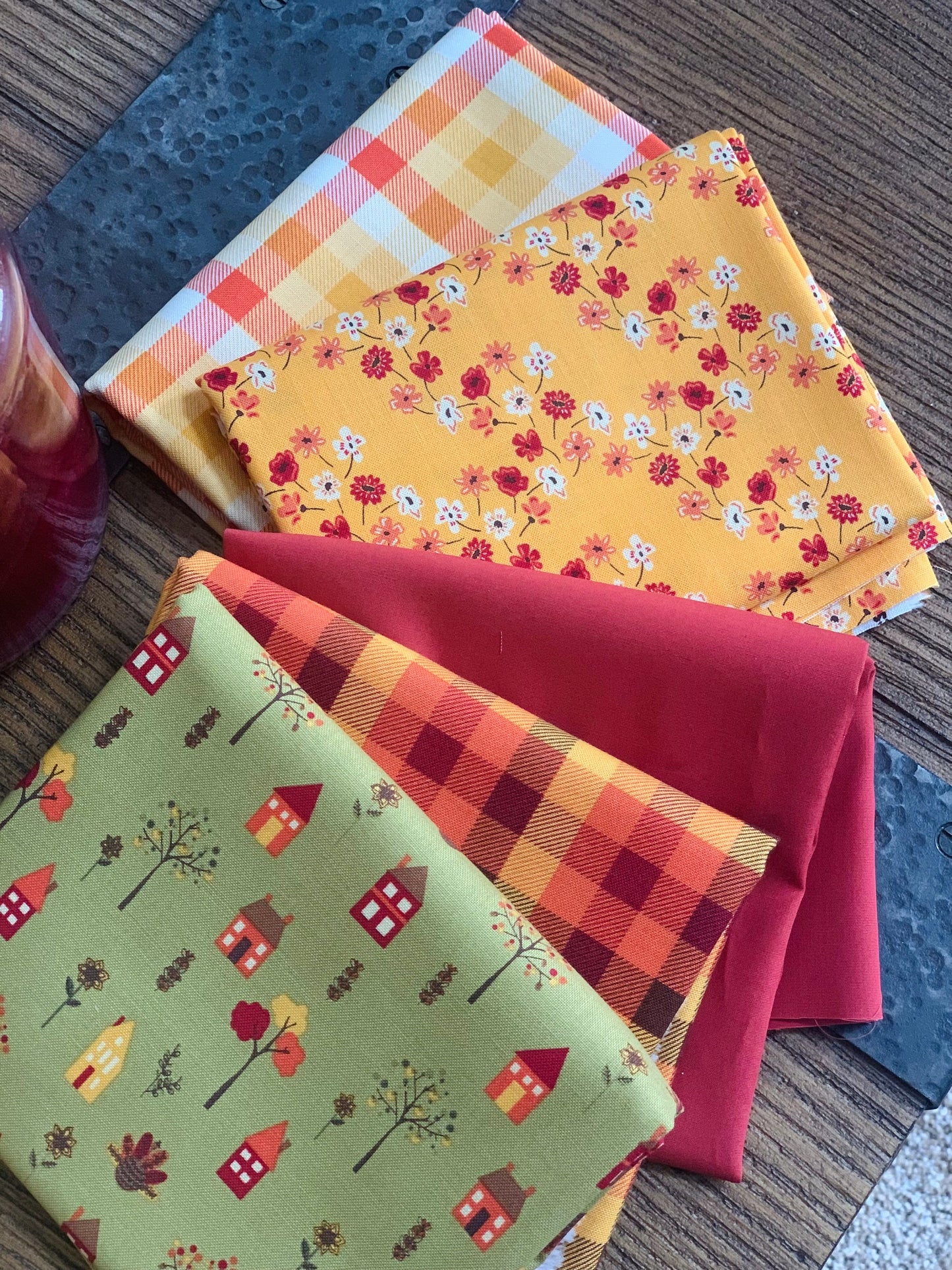 Fall ! | Autumn 9 Fat Quarter bundle | Falls in town - RBD | Fast shipping | pumpkins - awesome autumn | apple cider