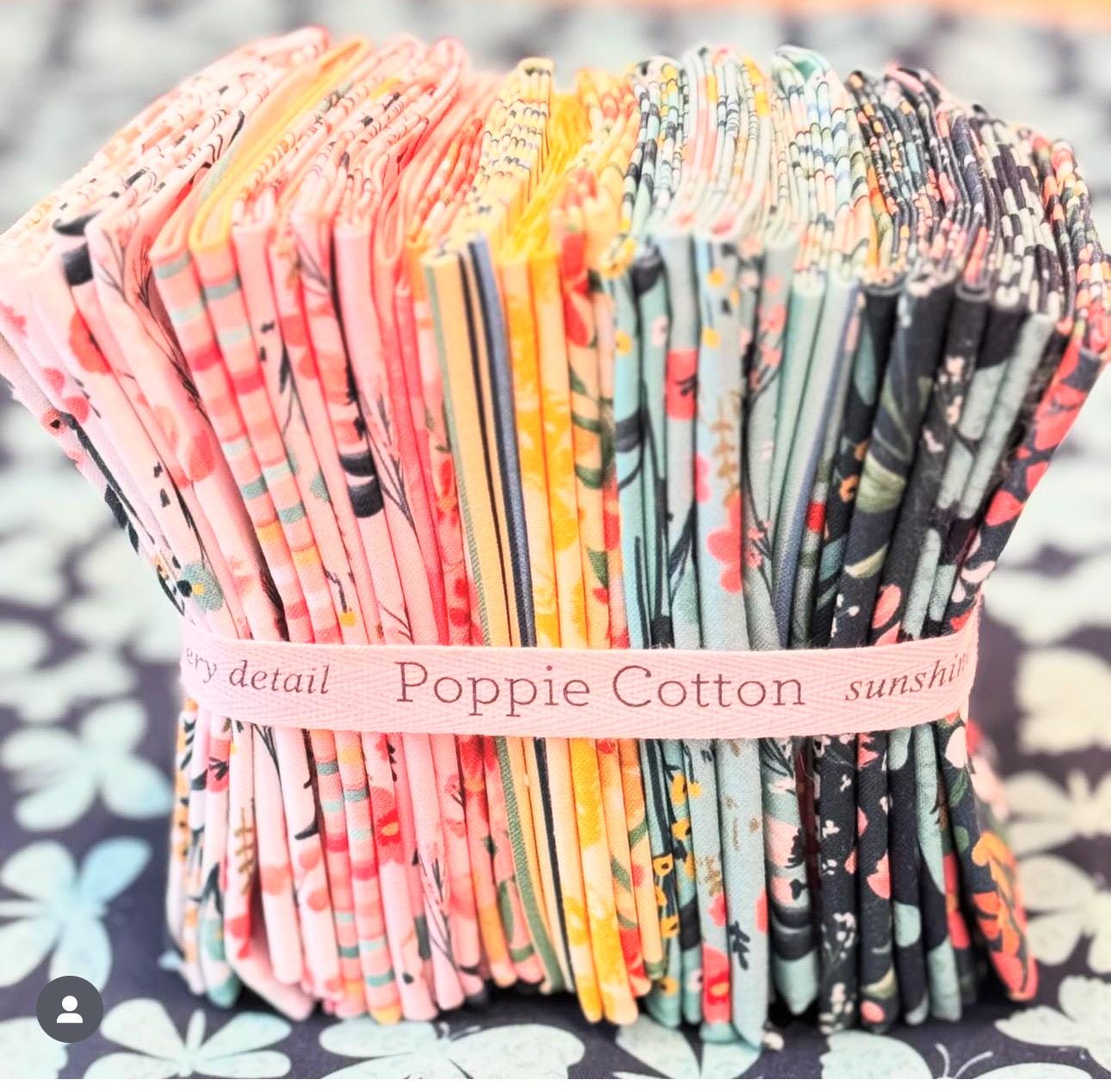 Painted blossoms 21 Fat quarter bundle | Poppie cotton | Amanda Cocoran | whimsical