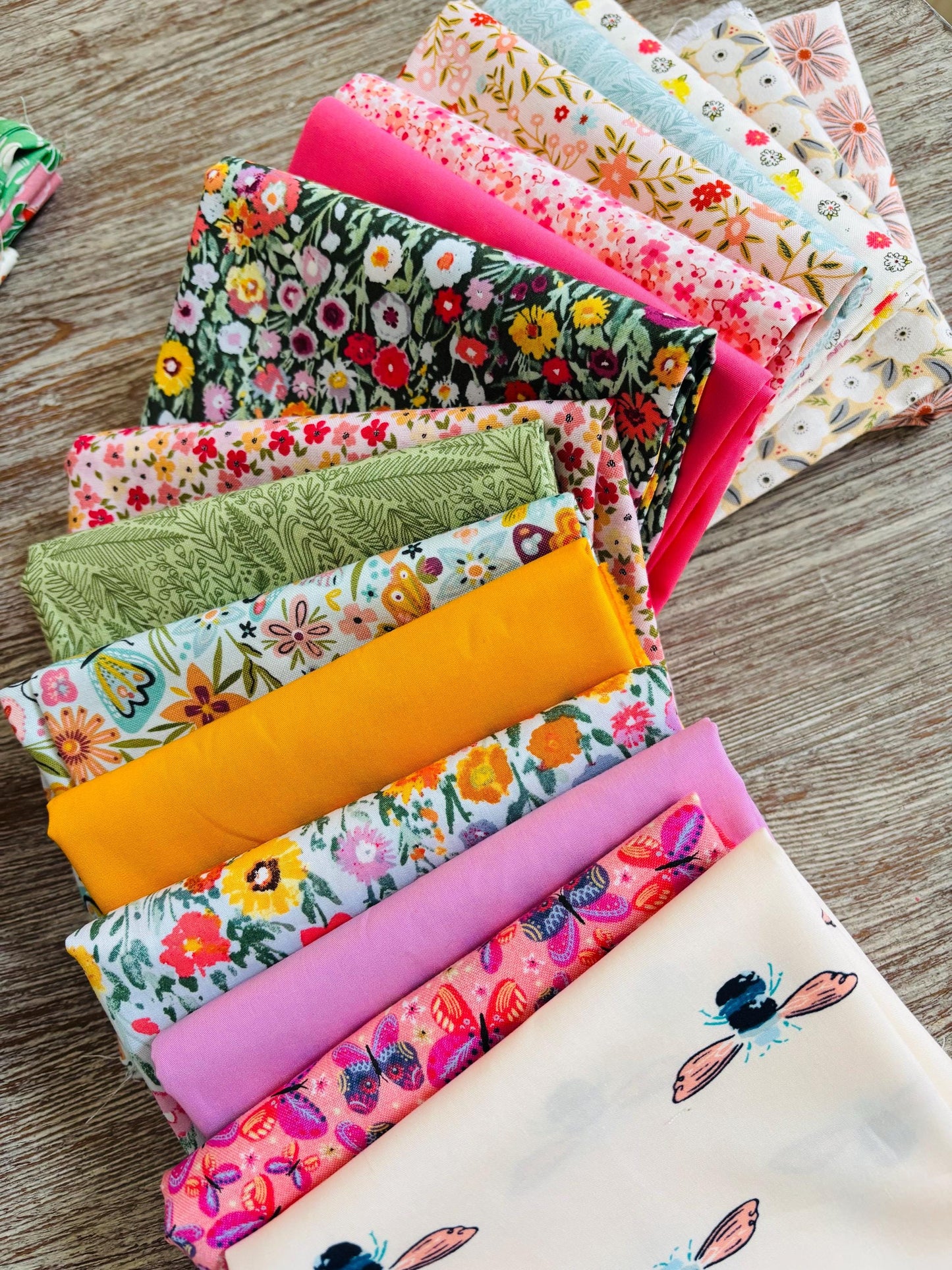 Wild flower meadow v 2 summer themed curated bundle - 17 piece FQ or 1/2 yard - Ditsy flowers - AGF - pure solid - Poppie cotton