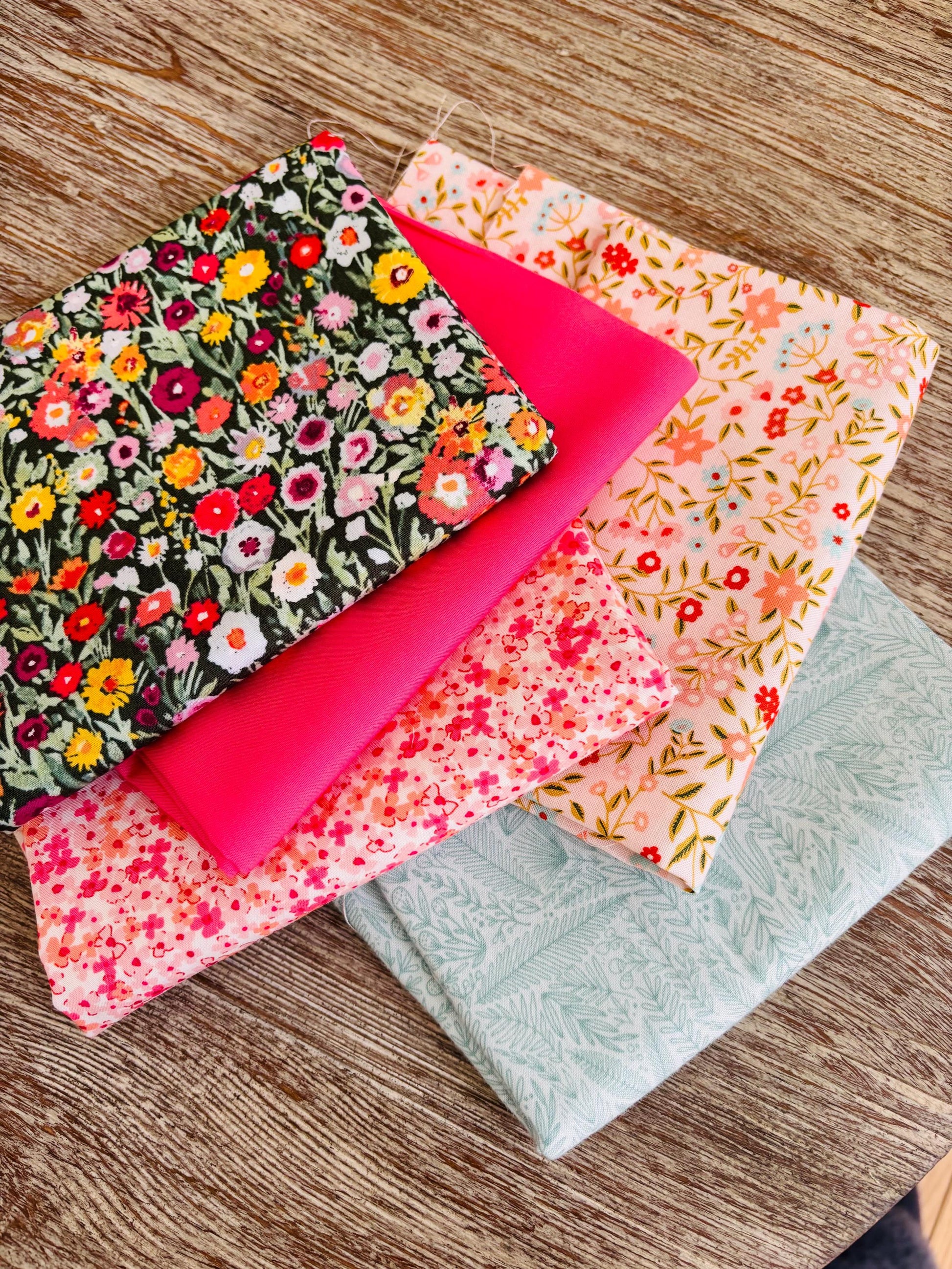 Wild flower meadow v 2 summer themed curated bundle - 17 piece FQ or 1/2 yard - Ditsy flowers - AGF - pure solid - Poppie cotton