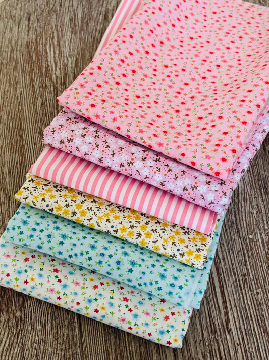 Ditsy tiny flowers - 6 fat quarter bundle including a matching stripe - Market day - poppie cotton - delightful department store
