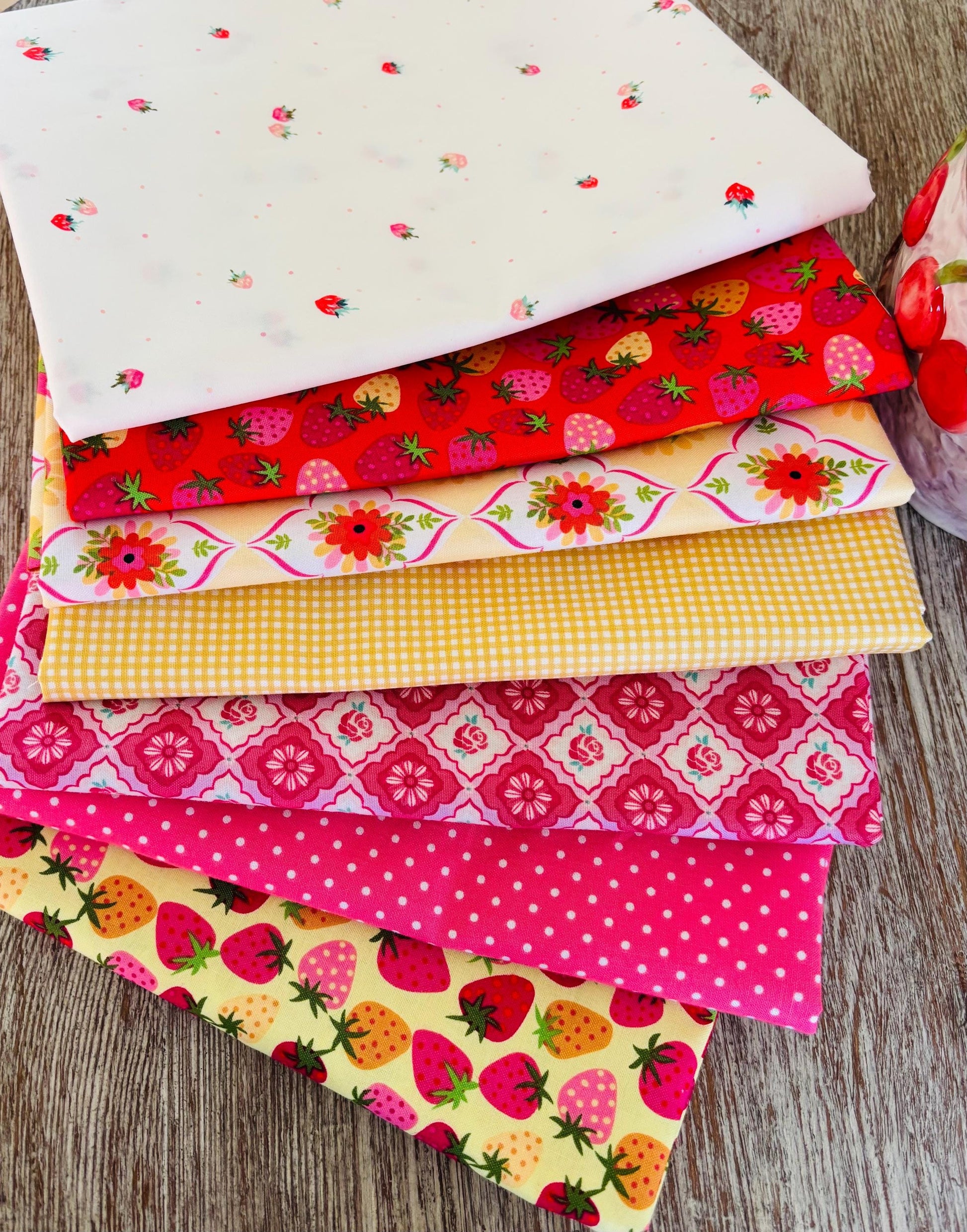 Strawberry fair day 3 | Fat quarters bundles 7 fabrics | AGF RBD | Poppie cotton Summer