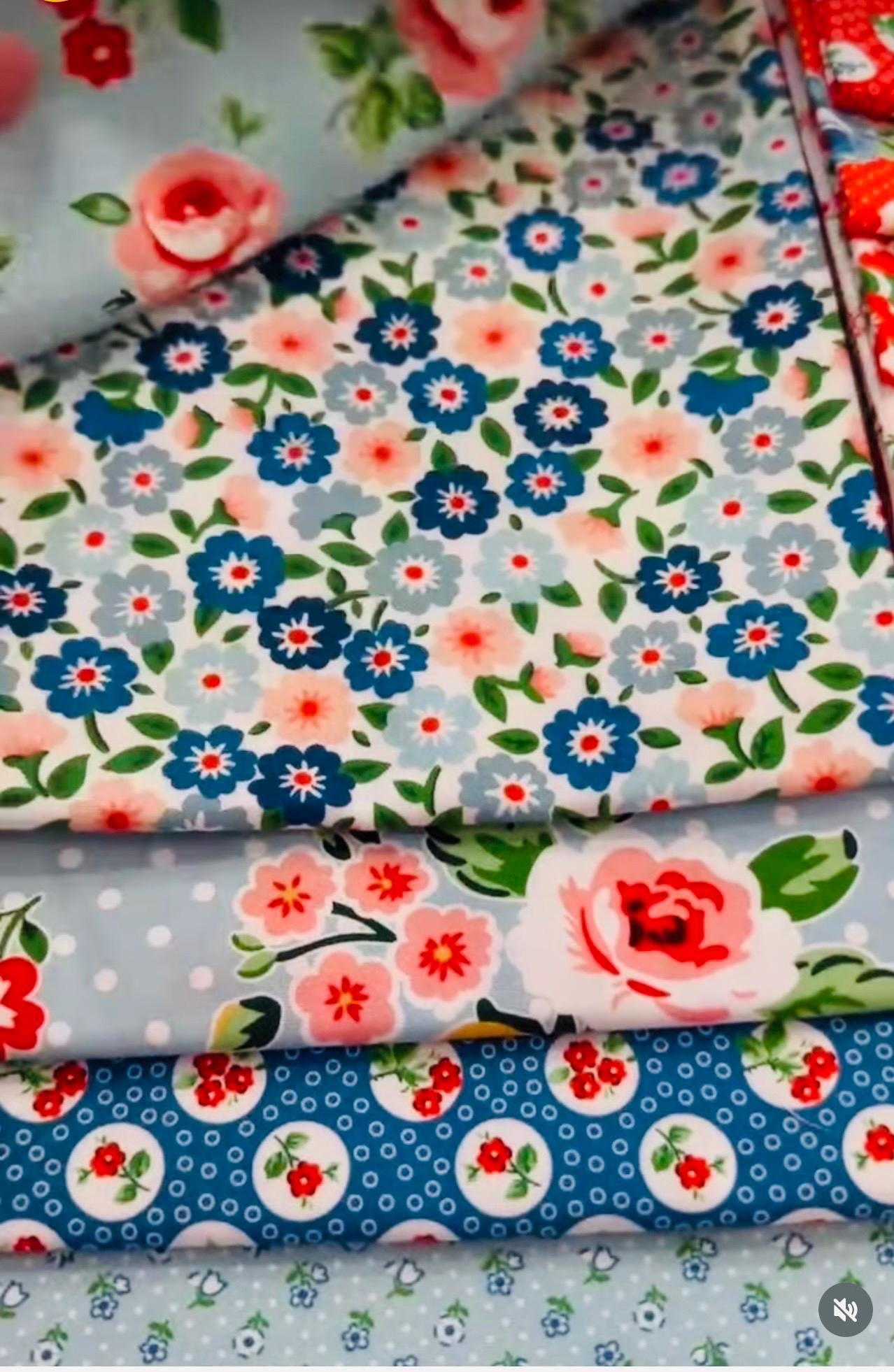 Flower Market 22 FQ / 1/2 yards| Poppie cotton | Elea Lutz | vintage | **preorder** FREE US shipping September