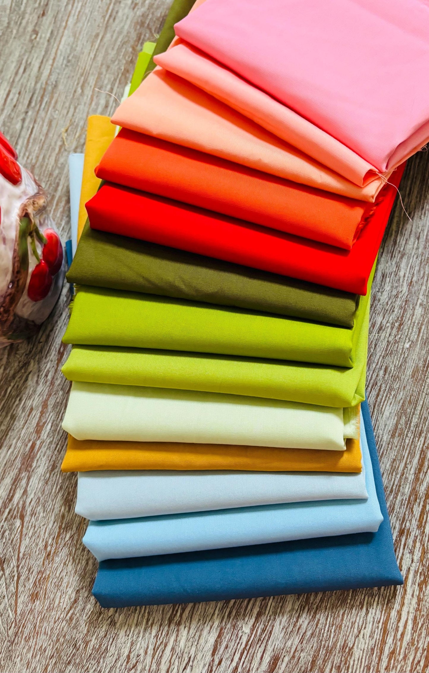 Summer AGF blenders | Fat quarters bundles 13 fabrics | Fast shipping | Pure solids | curated bundle