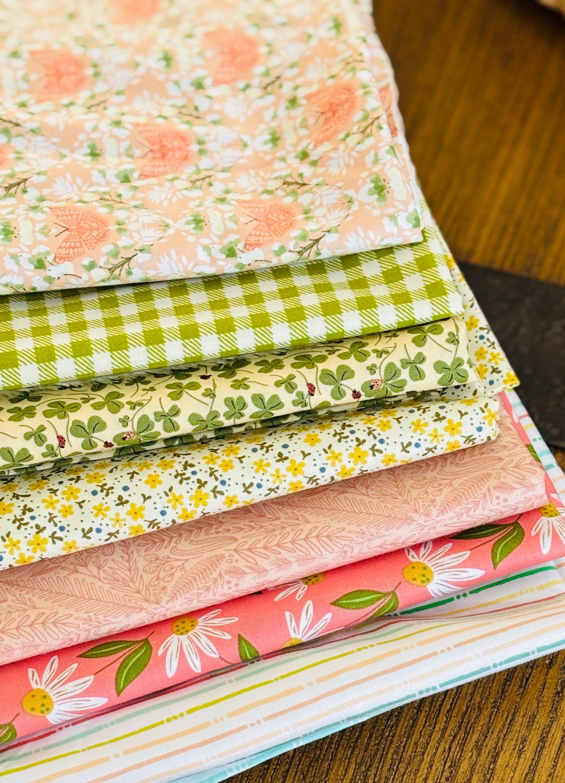 Meadow walk day 1 | Fat quarters bundles 7 fabrics | AGF RBD | Poppie cotton Summer
