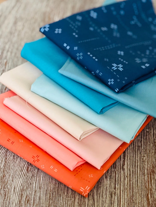 Feel the breeze AGF pure solids - blenders | Fat quarters / 1/2 yards 8 fabric bundle | Fast shipping | blue - apricot - latte - indigo