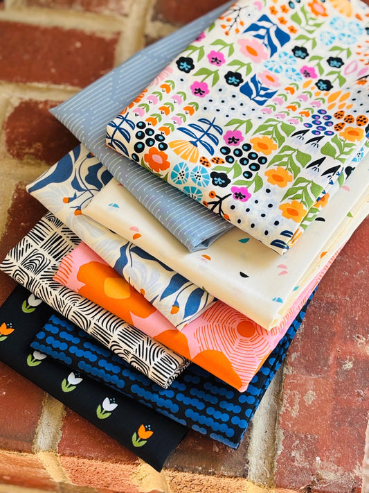 The Cur8tor - in stock - 8 Fat quarter bundle | abstract | AGF