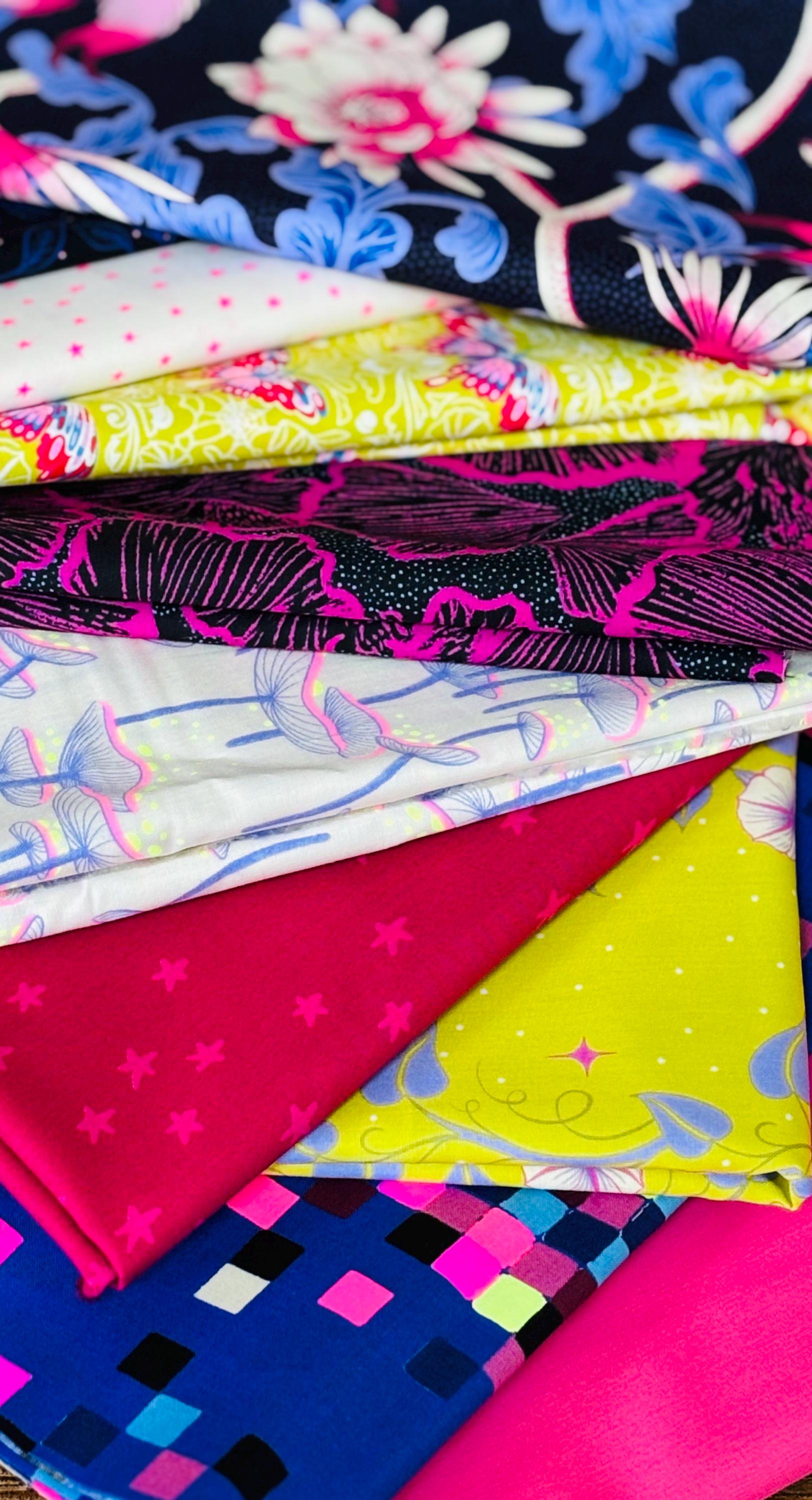Glow garden and more Halloween 11 fat quarter OR 1/2 yd bundle - AGF - Sarah Watts - pure solids sweet n spooky - starry