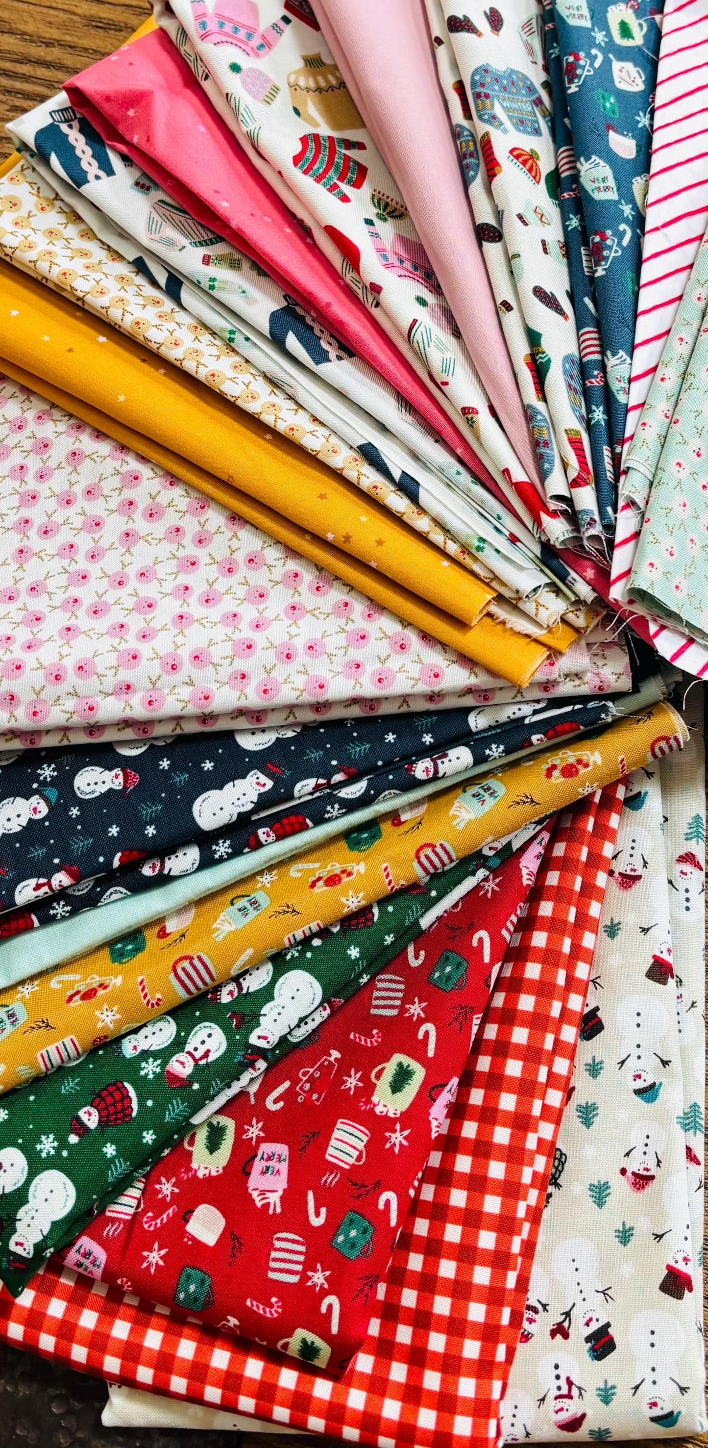 Snow day fun 18 FQ bundle with blenders - RJR - Christmas - holiday - Yuan Xu - sweater weather - in stock